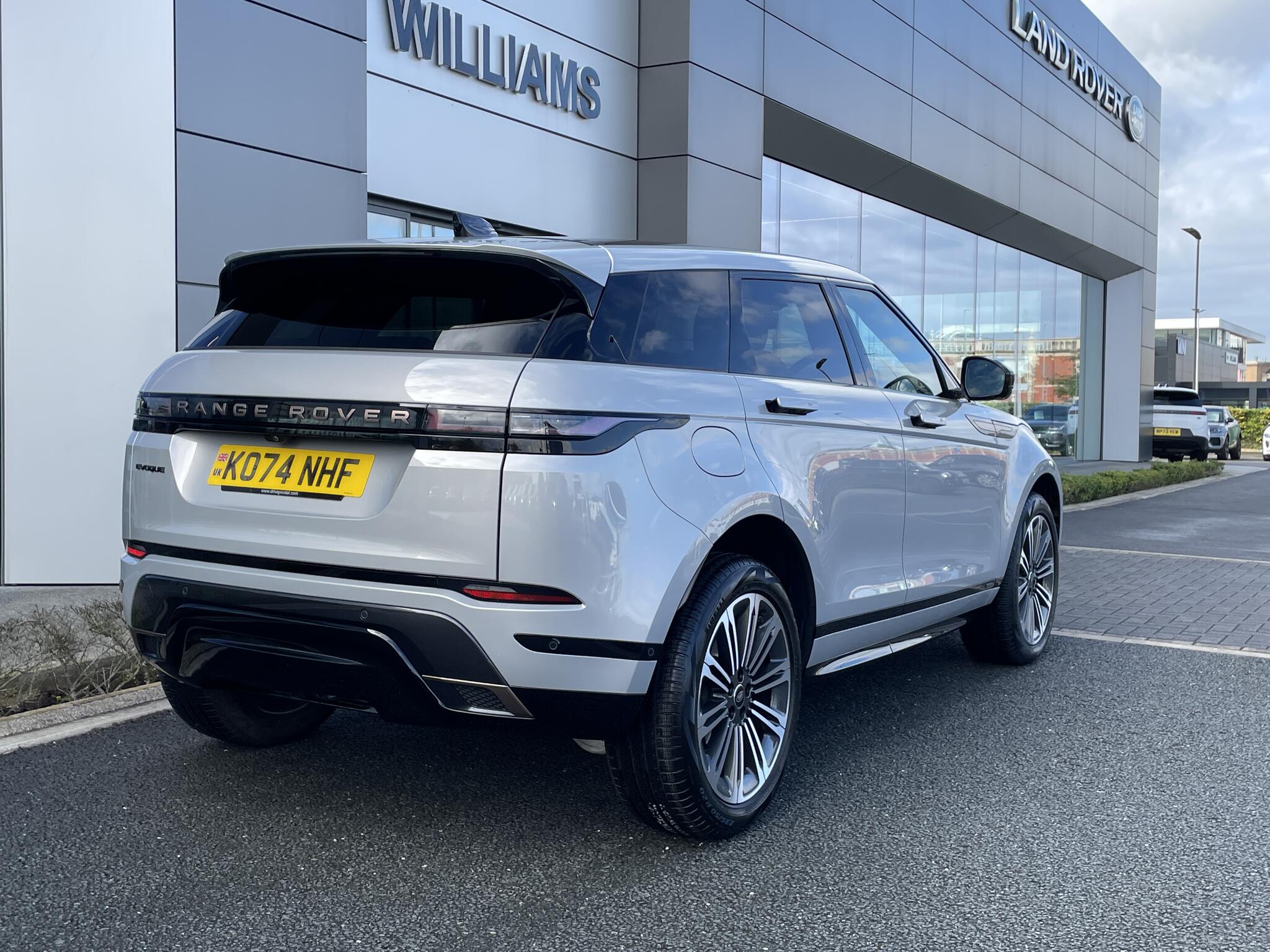 Land Rover Range Rover Evoque view 62