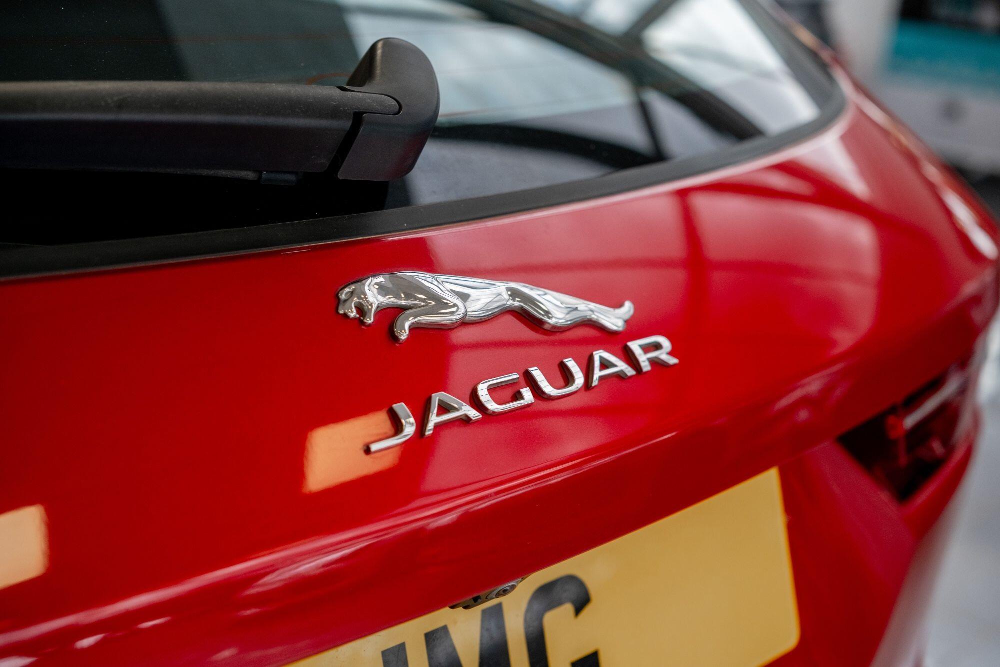 Jaguar F-Pace view 19