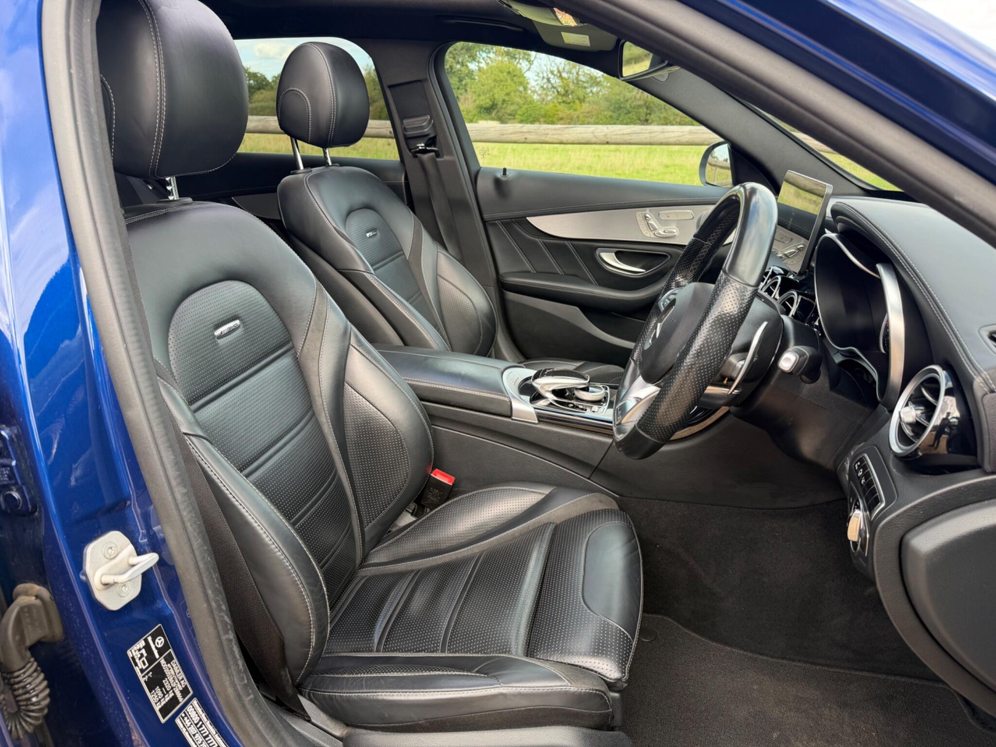 Mercedes-Benz C-Class view 11