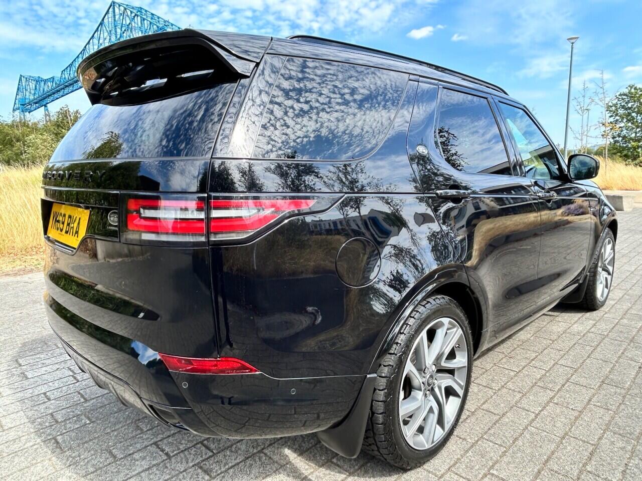 Land Rover Discovery view 10