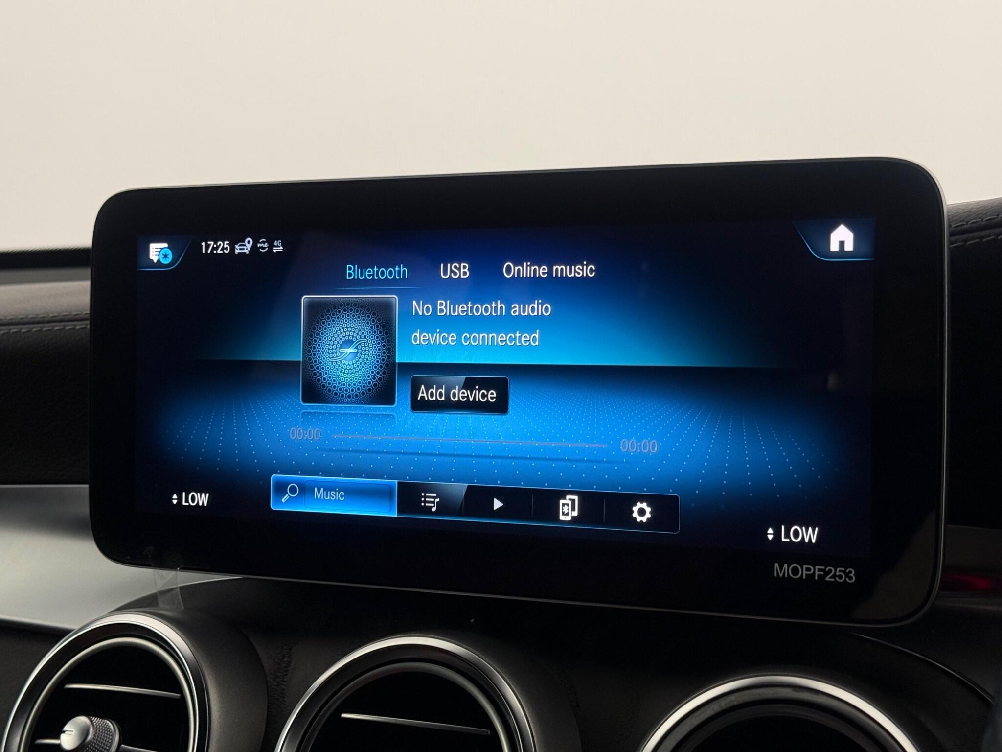 Mercedes-Benz GLC view 19