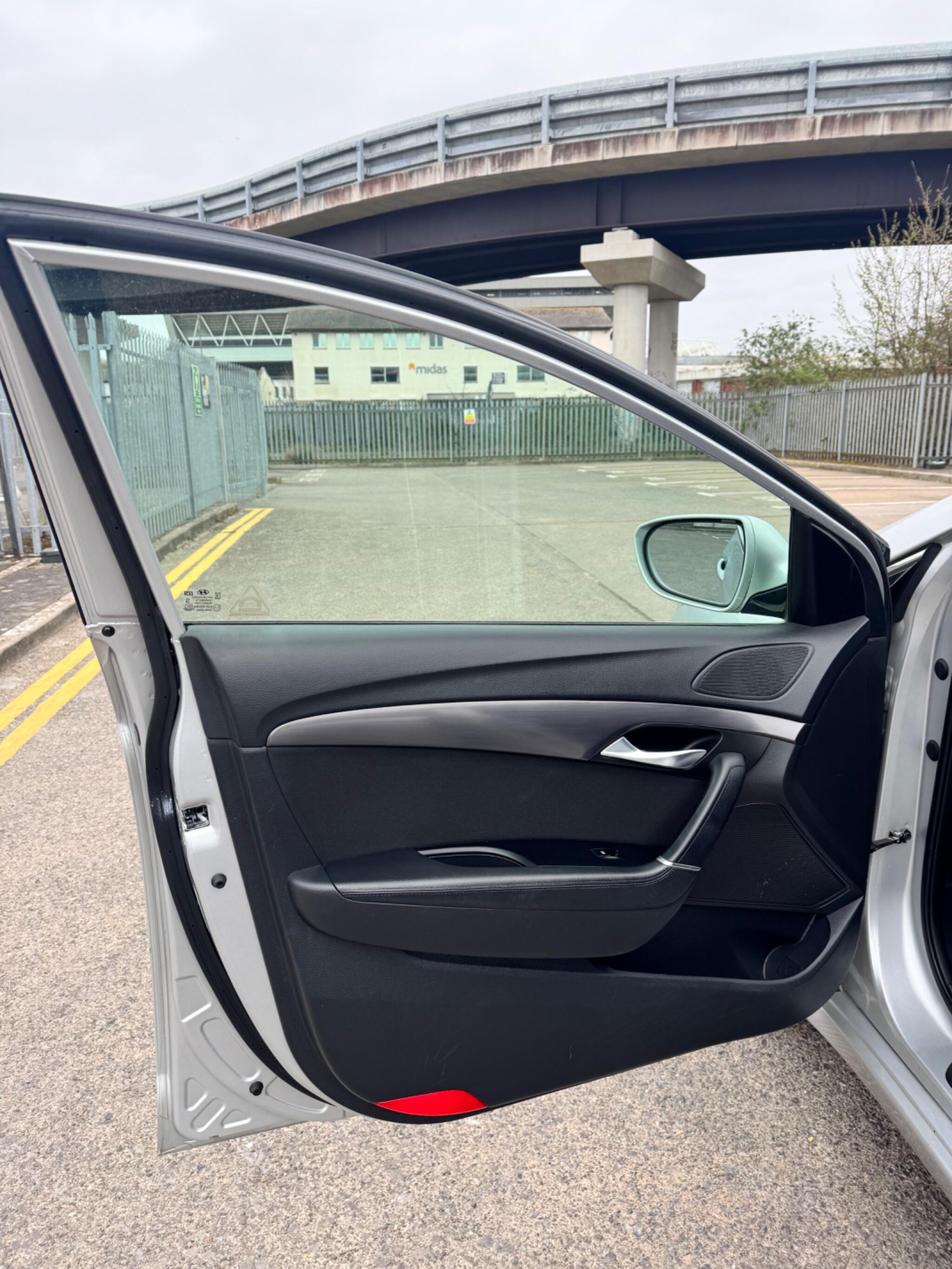 Hyundai i40 view 22