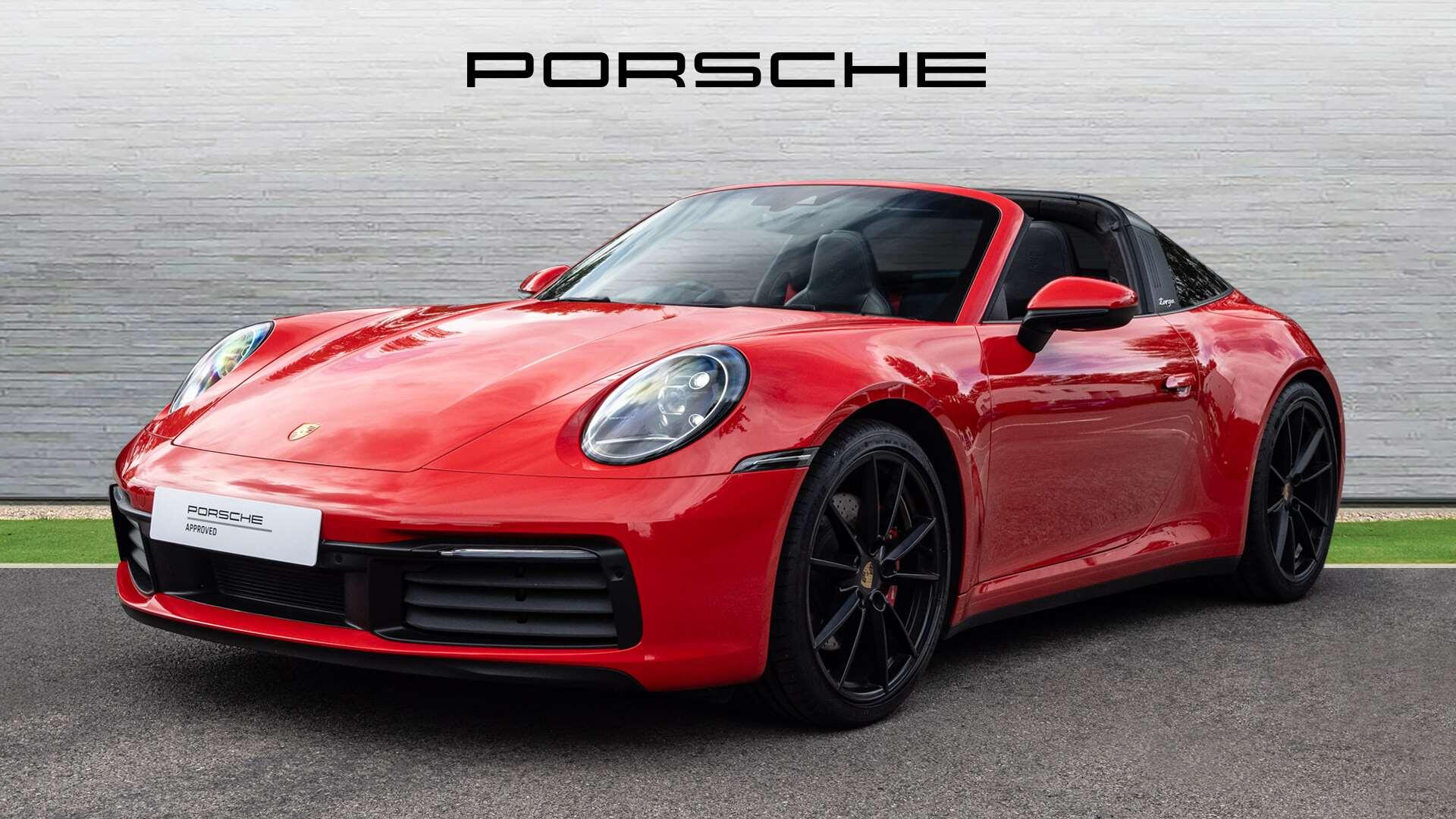 Porsche 911 view 2
