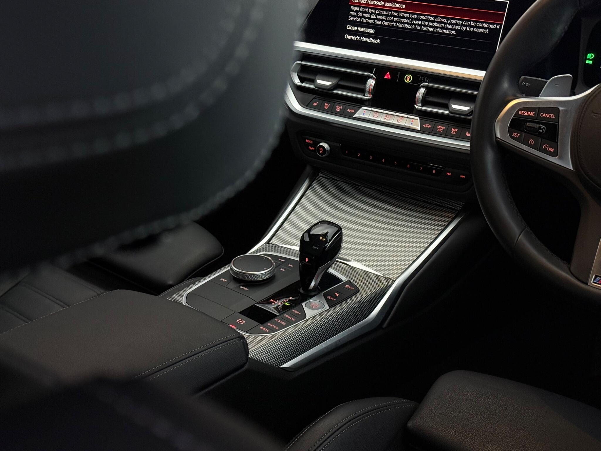 BMW 3 Series view 35