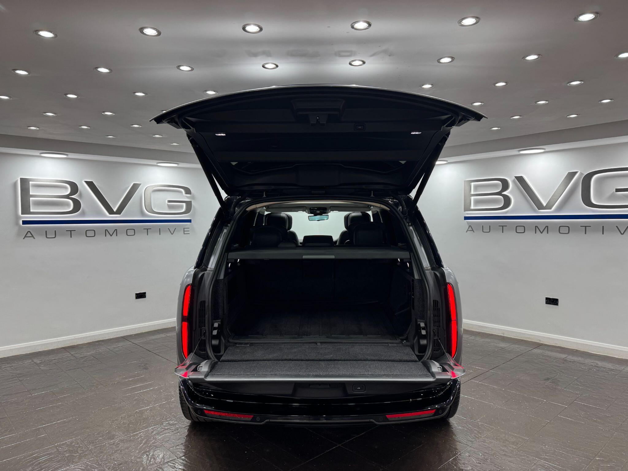 Land Rover Range Rover view 90