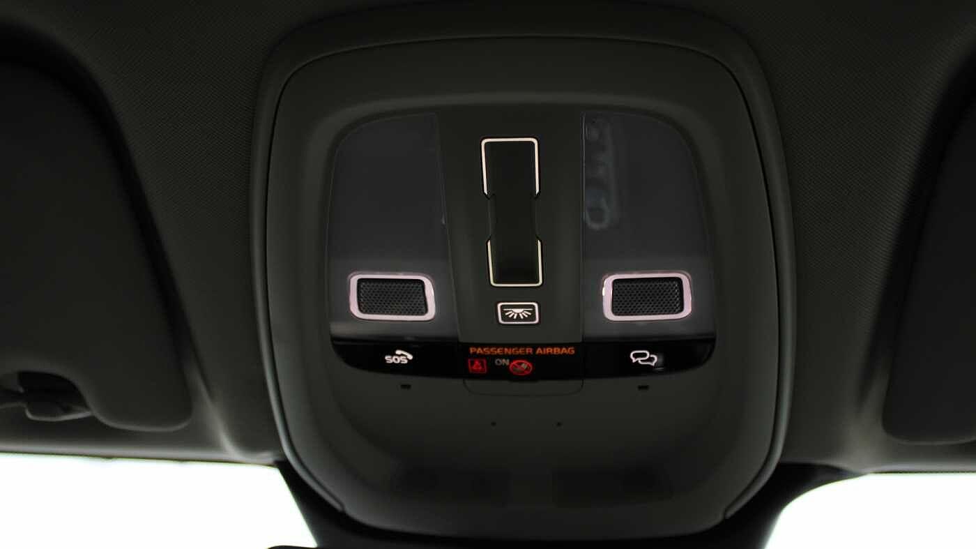 Volvo XC60 view 28