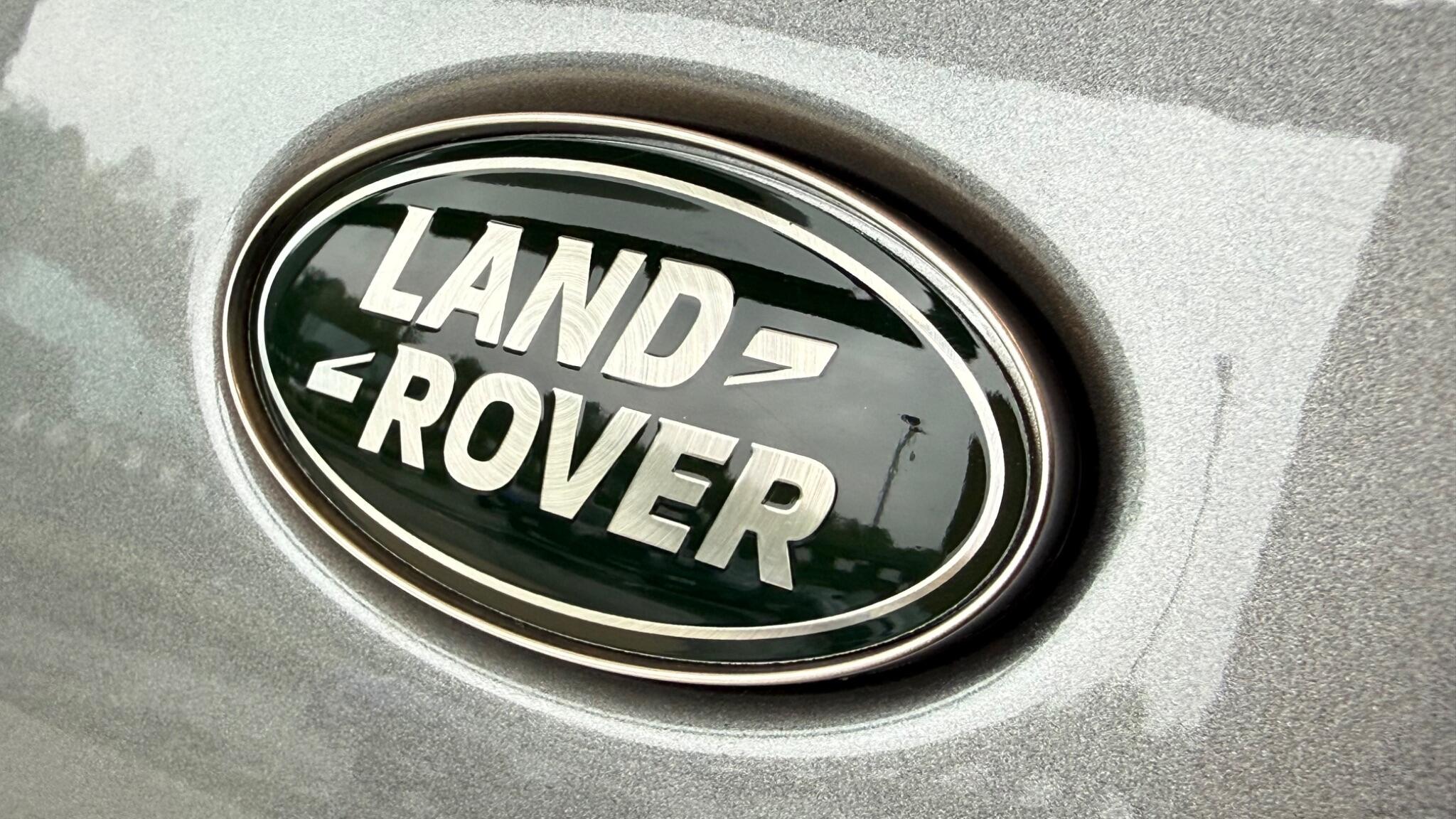 Land Rover Discovery view 33