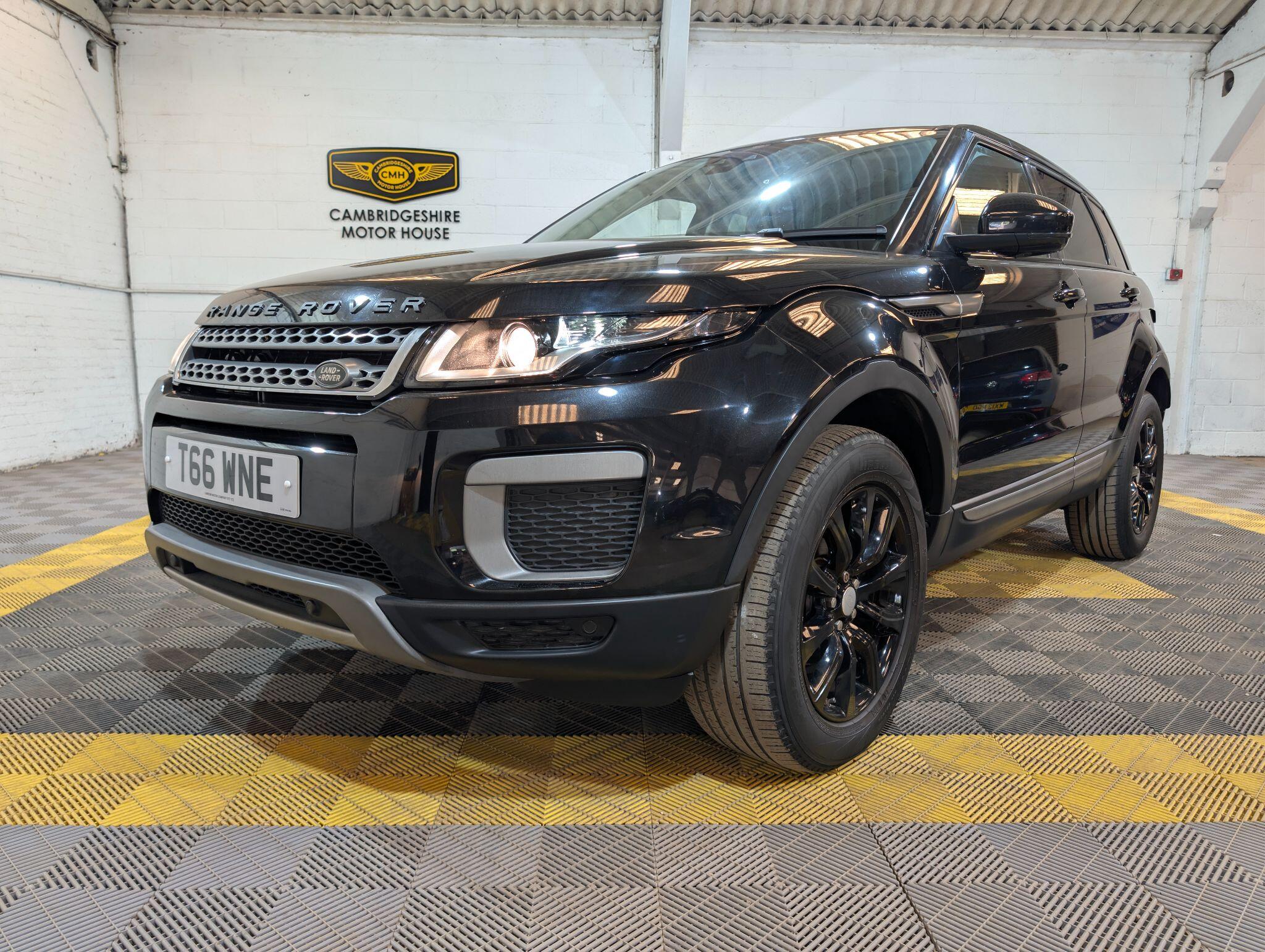 Land Rover Range Rover Evoque view 4