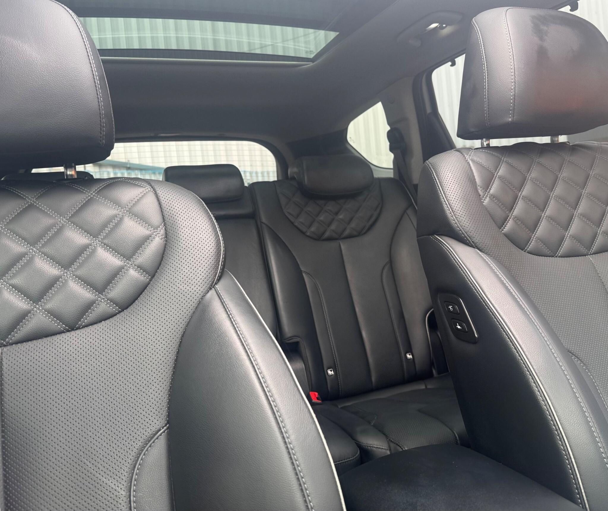 Hyundai Santa FE view 12