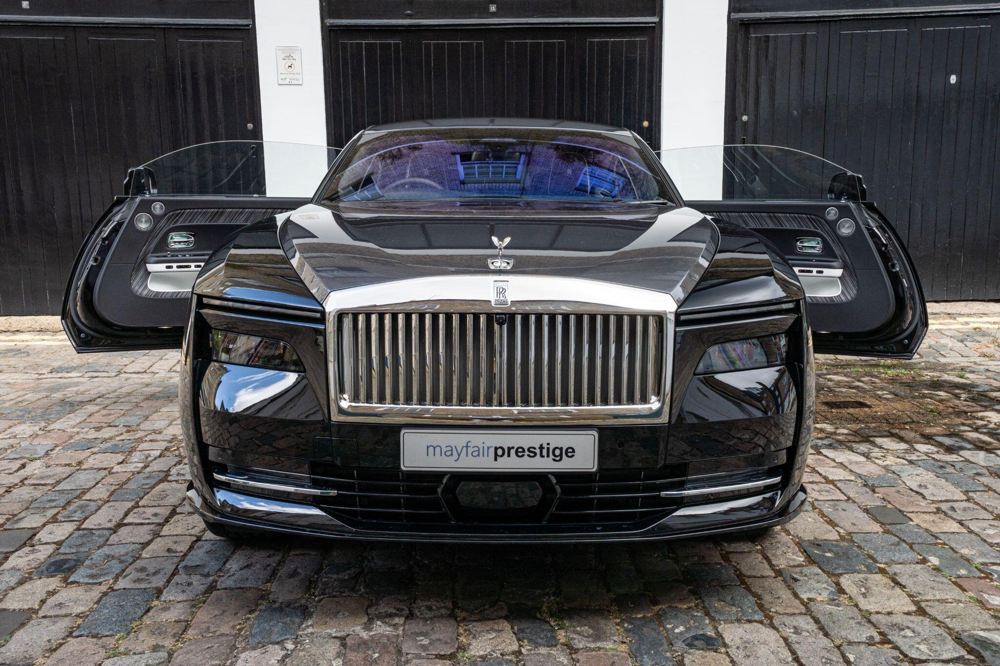 Rolls-Royce Spectre view 11