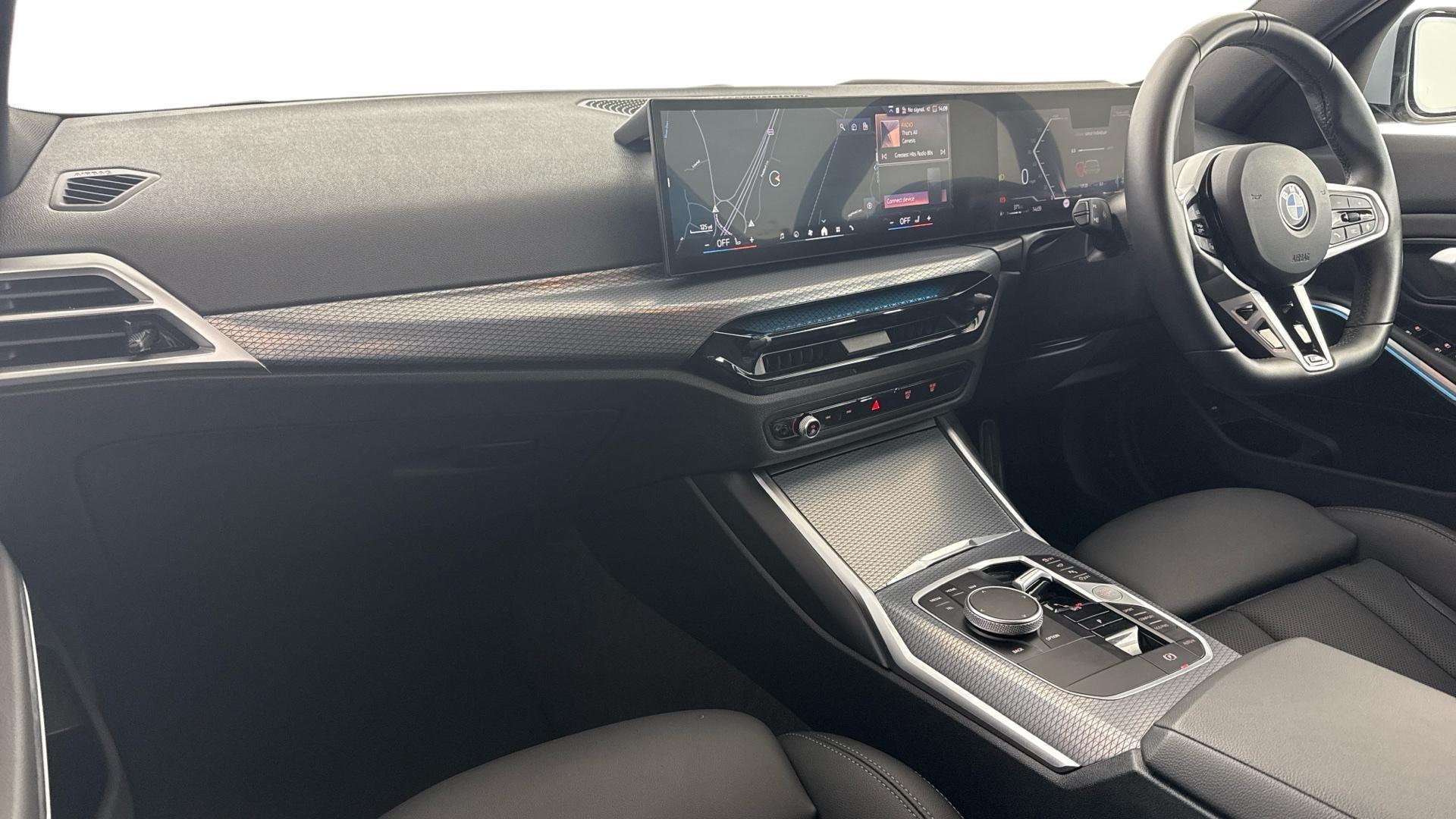 BMW 3 Series view 7