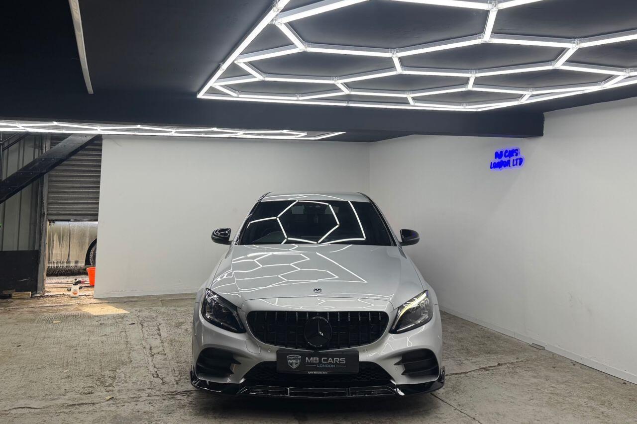 Mercedes-Benz C-Class view 4