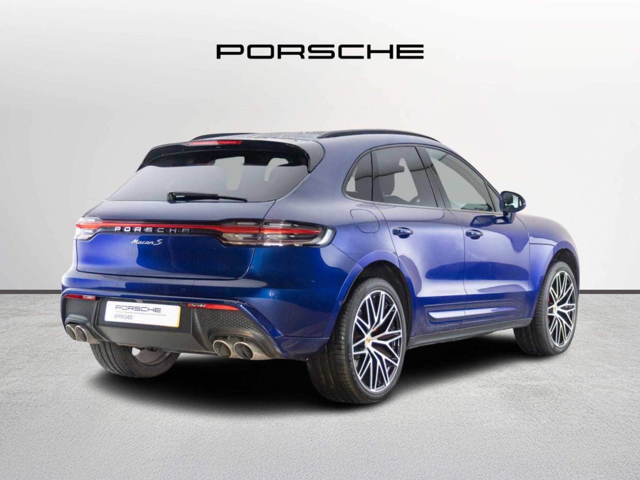 Porsche Macan view 43