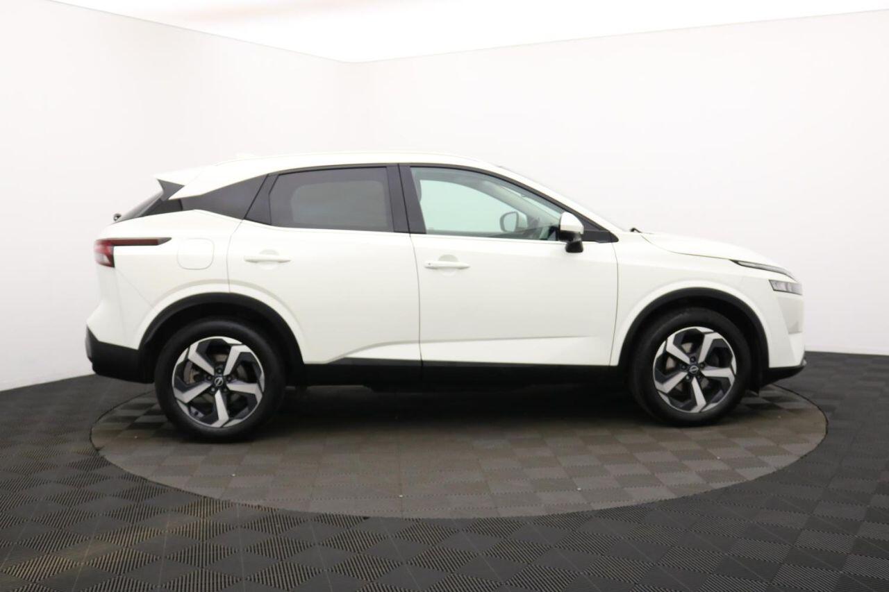 Nissan Qashqai view 2