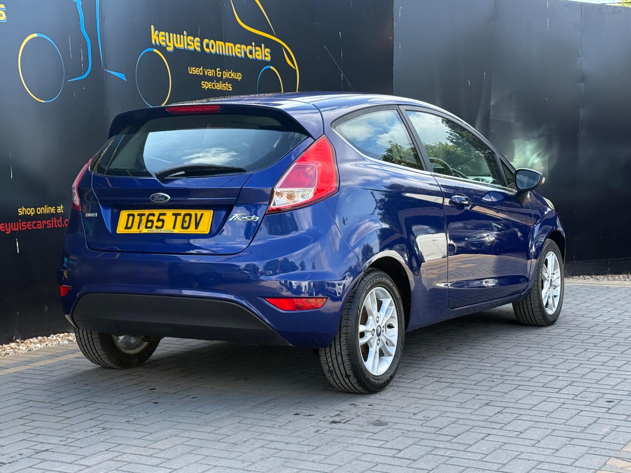 Ford Fiesta view 6