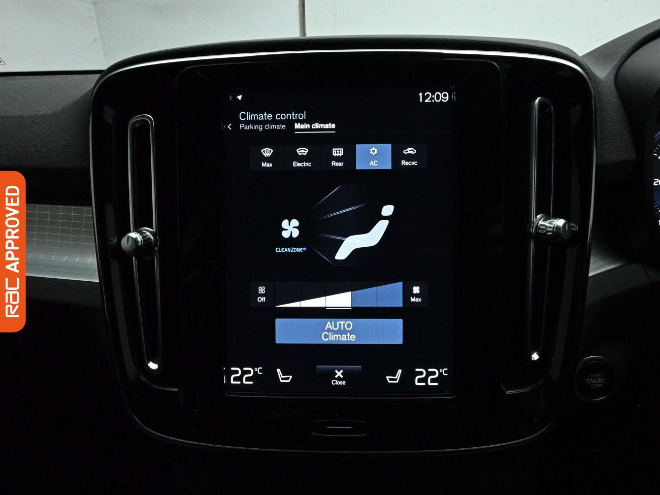 Volvo XC40 view 20