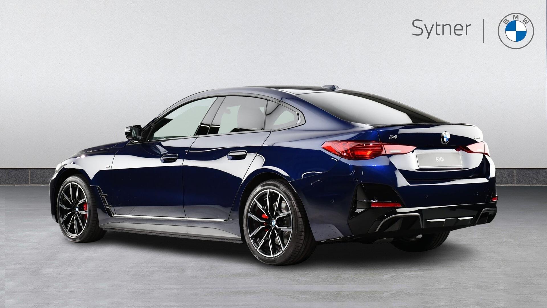 BMW i4 view 2