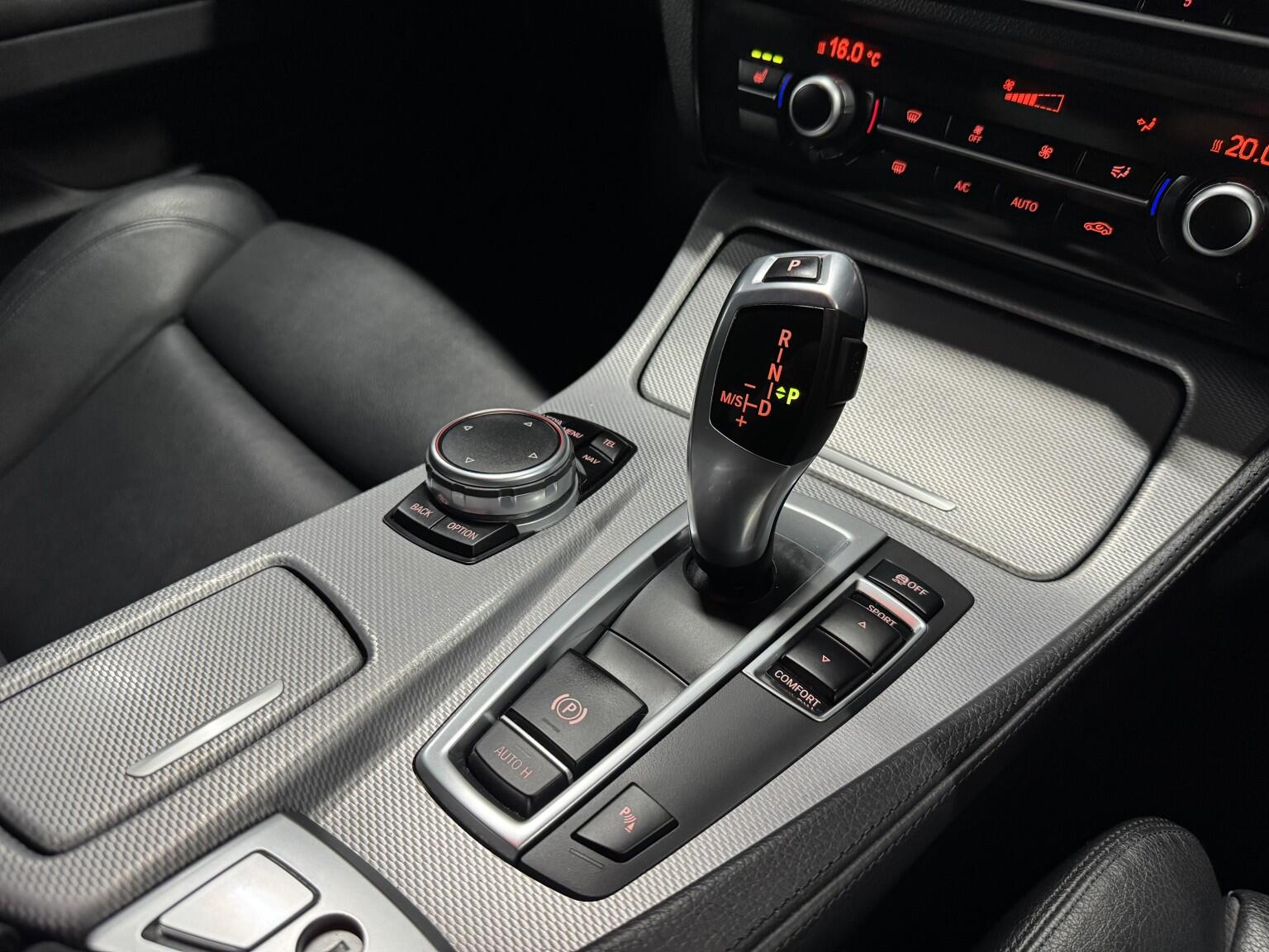 BMW 5 Series view 34