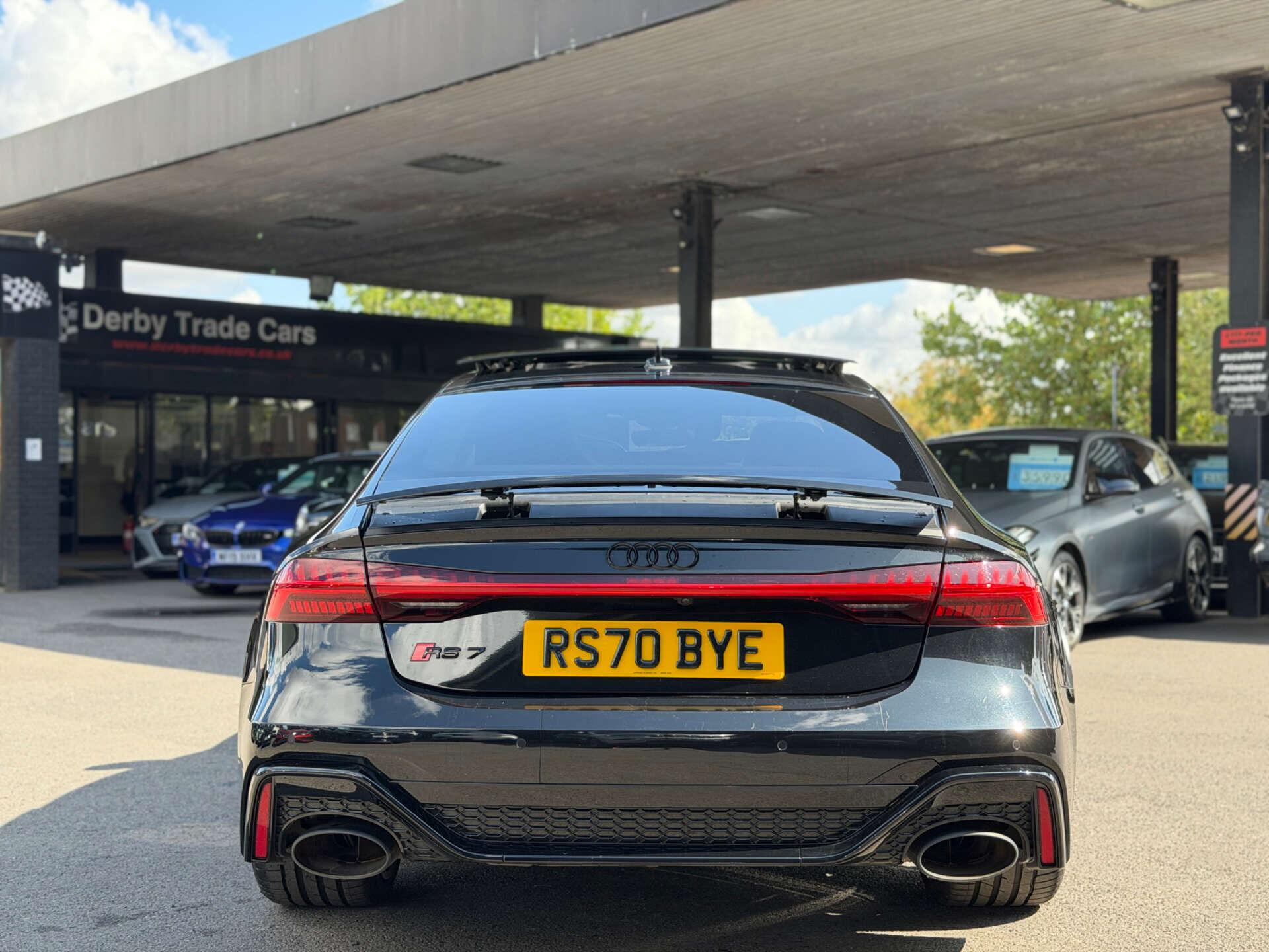 Audi RS7 view 14