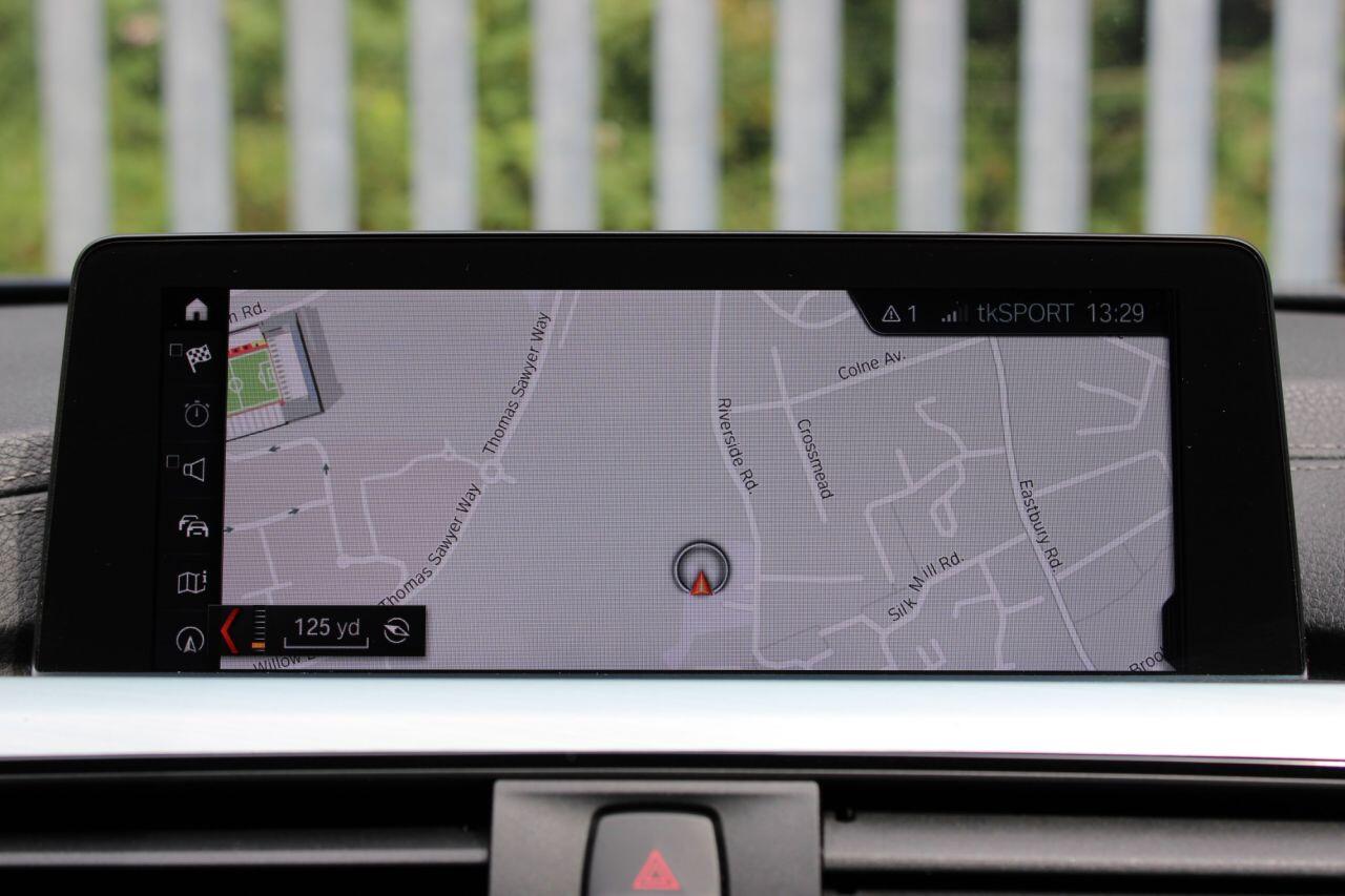 BMW 4 Series view 22