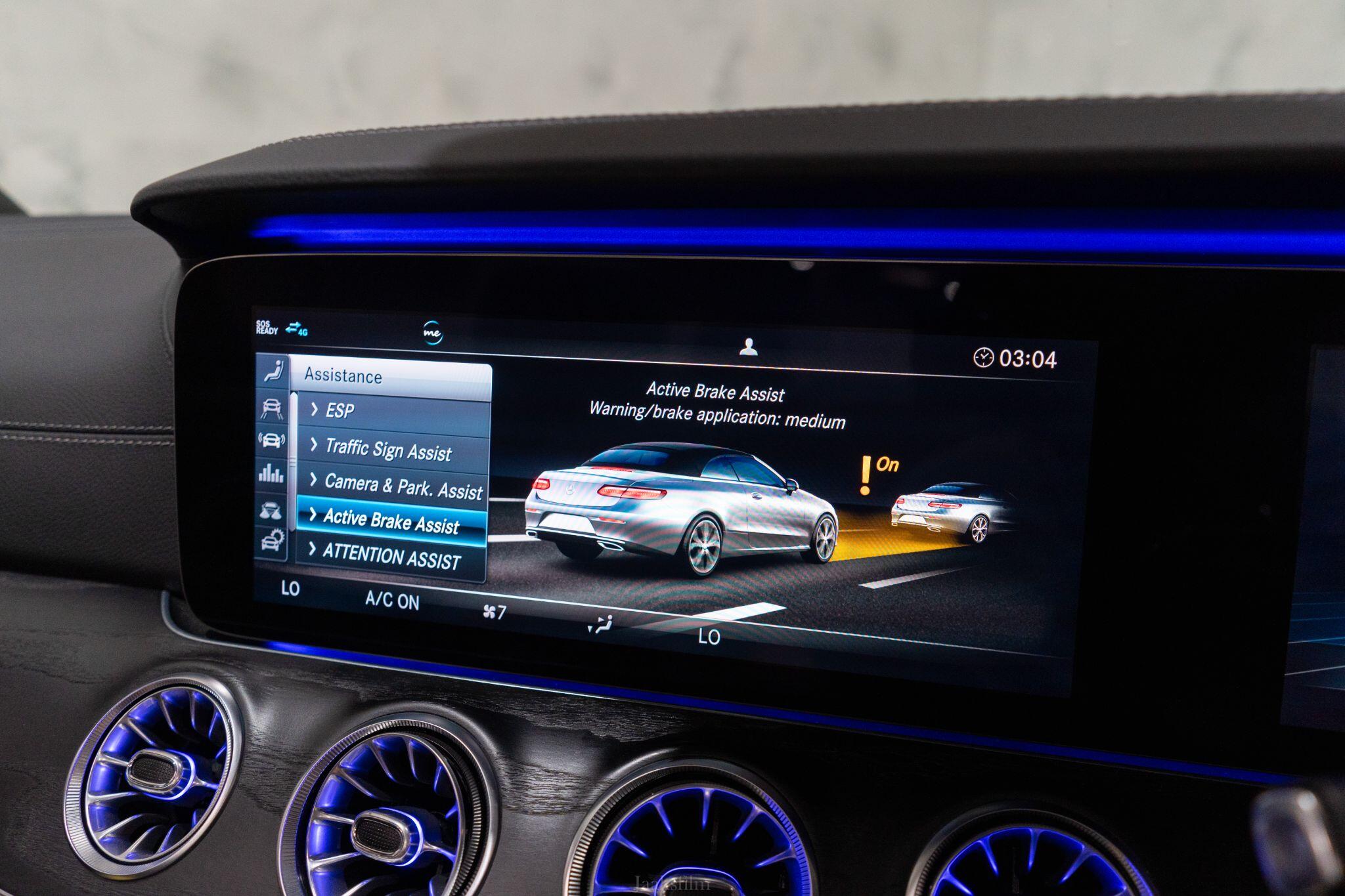 Mercedes-Benz E-Class view 23