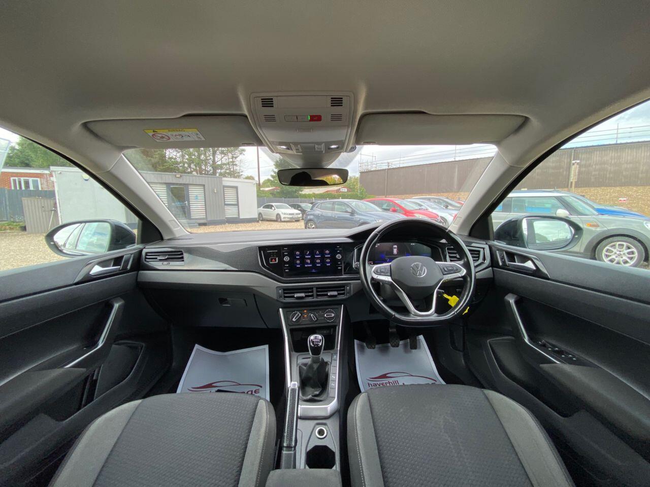 Volkswagen Taigo view 18