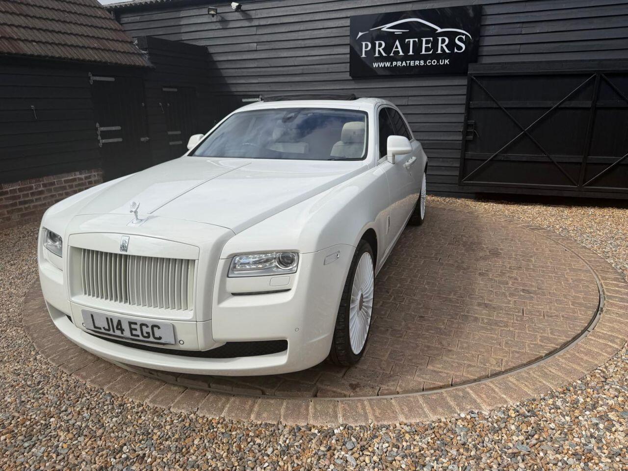 Rolls-Royce Ghost view 35