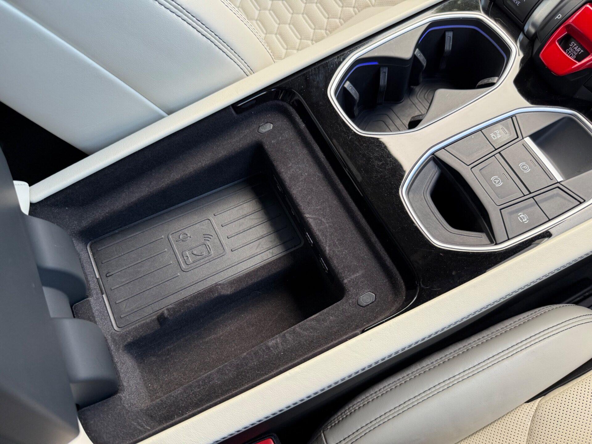 Lamborghini Urus view 65