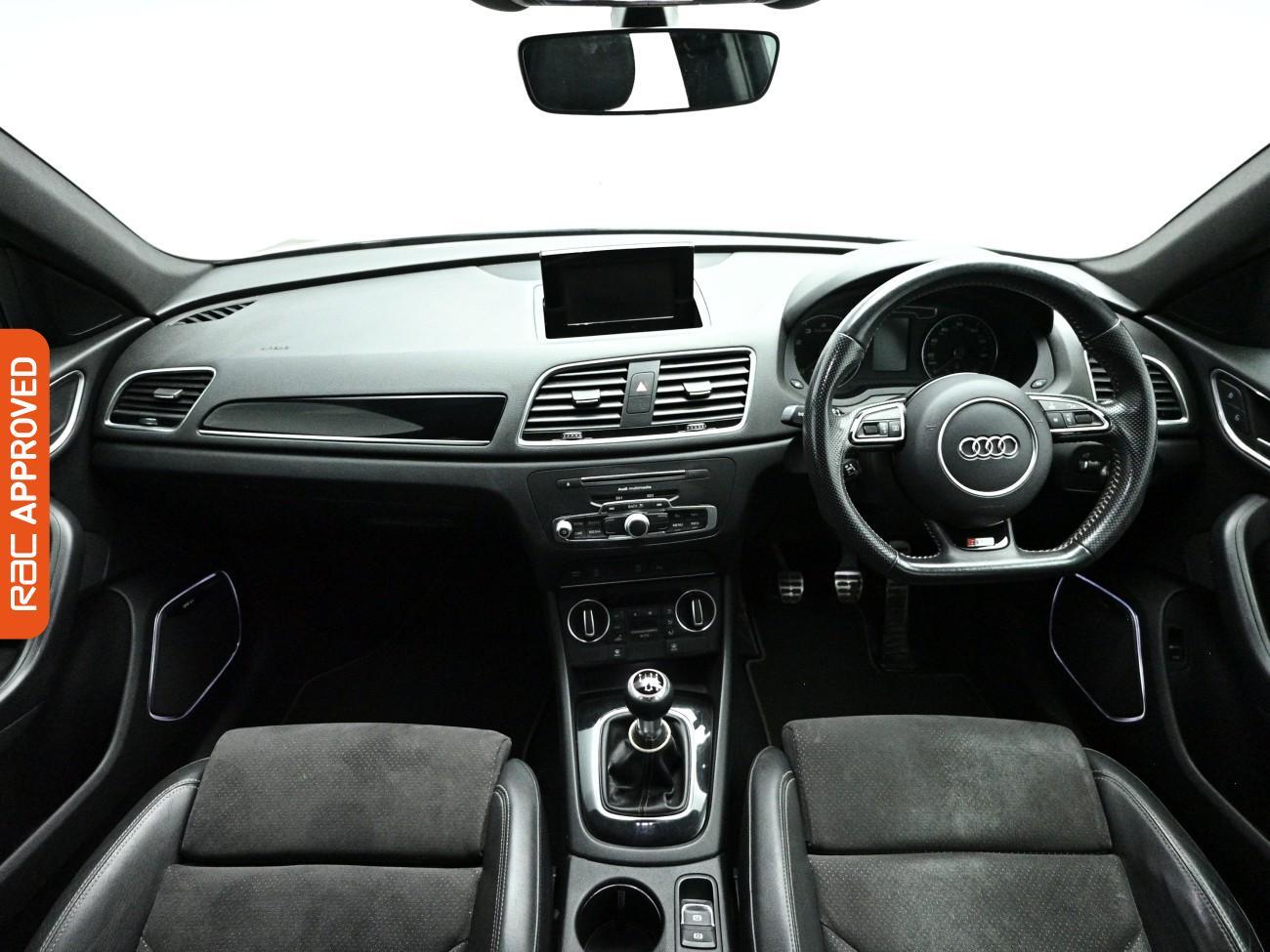 Audi Q3 view 2
