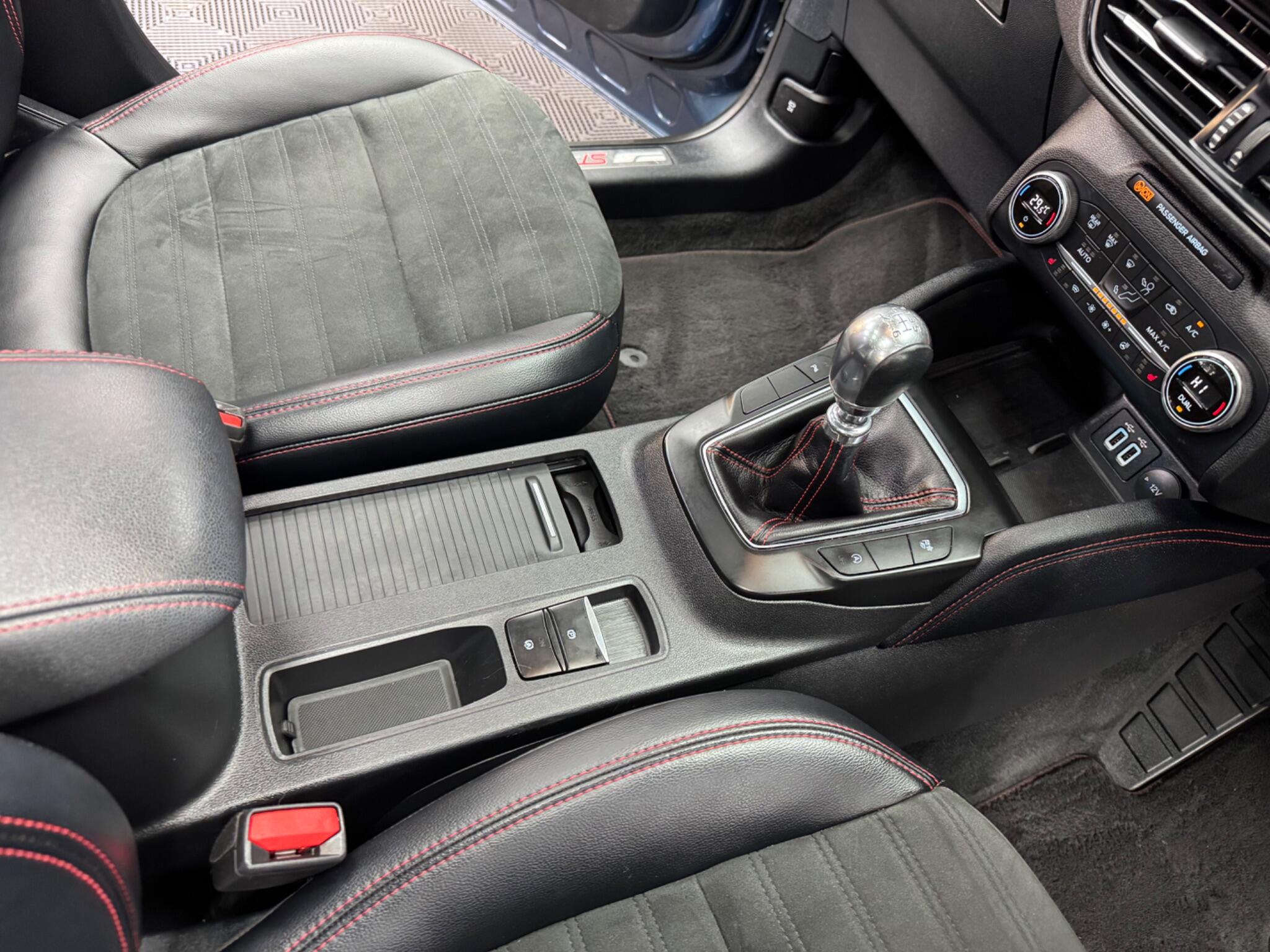 Ford Kuga view 19