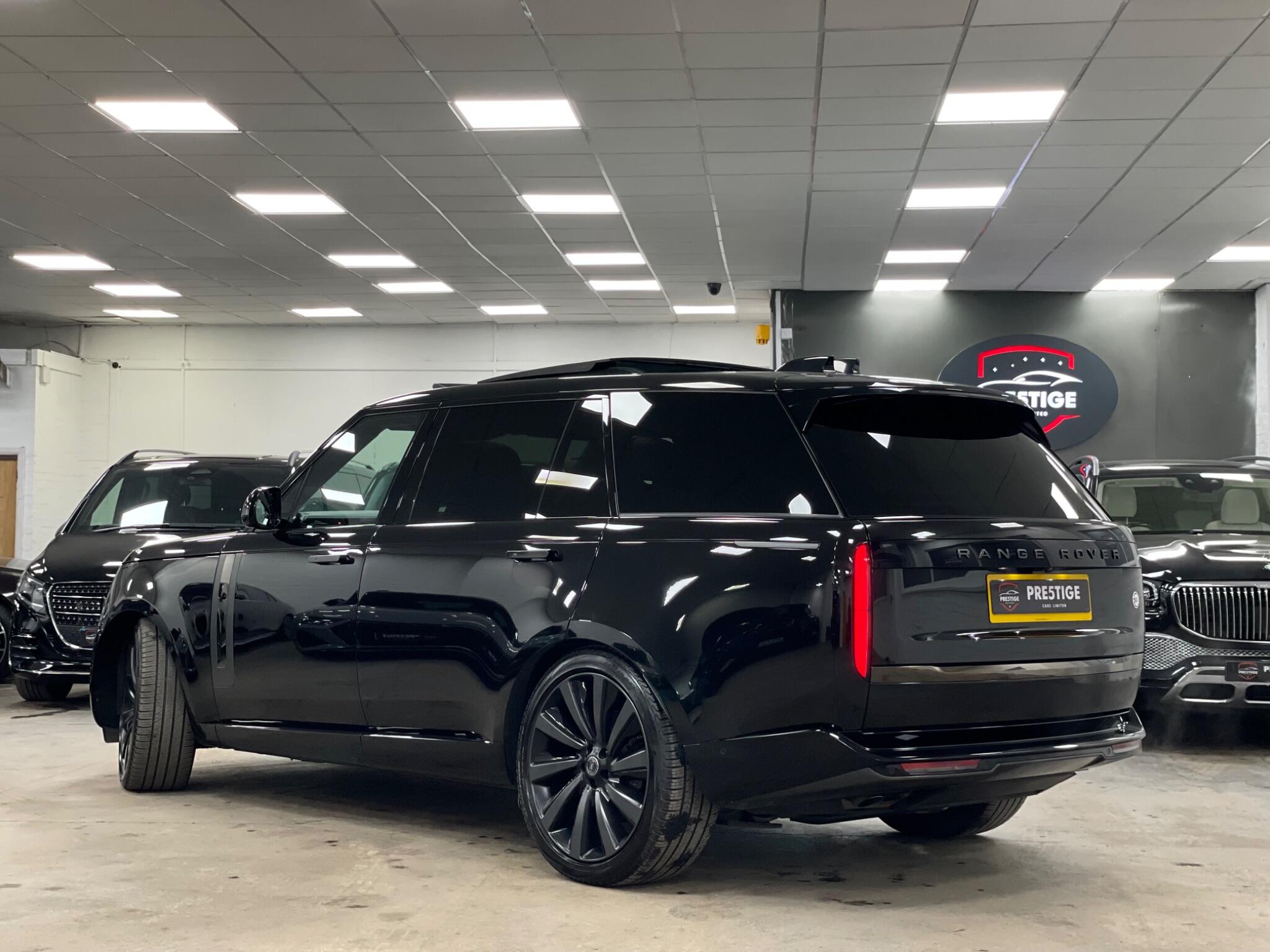 Land Rover Range Rover view 64