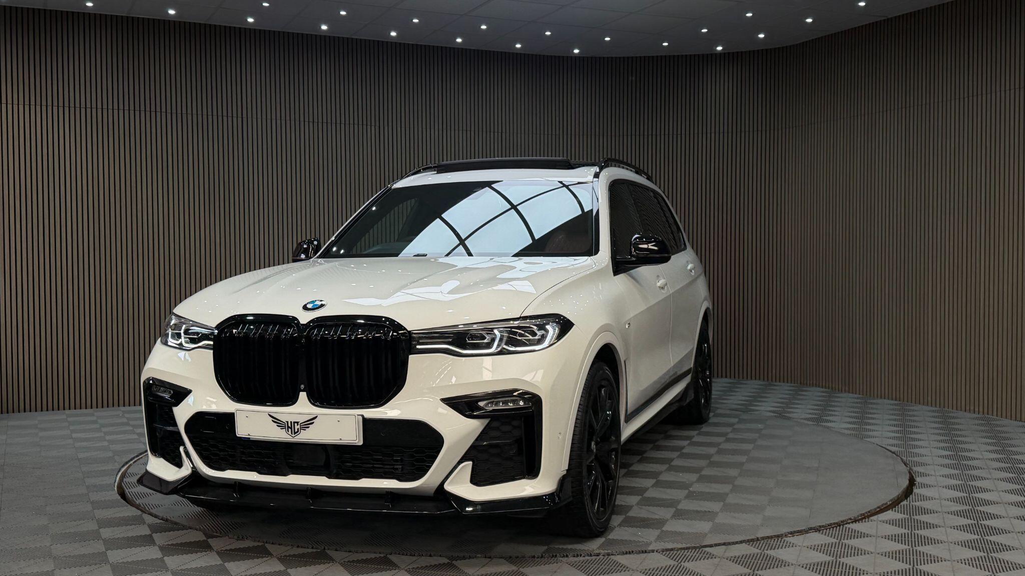 BMW X7 view 56