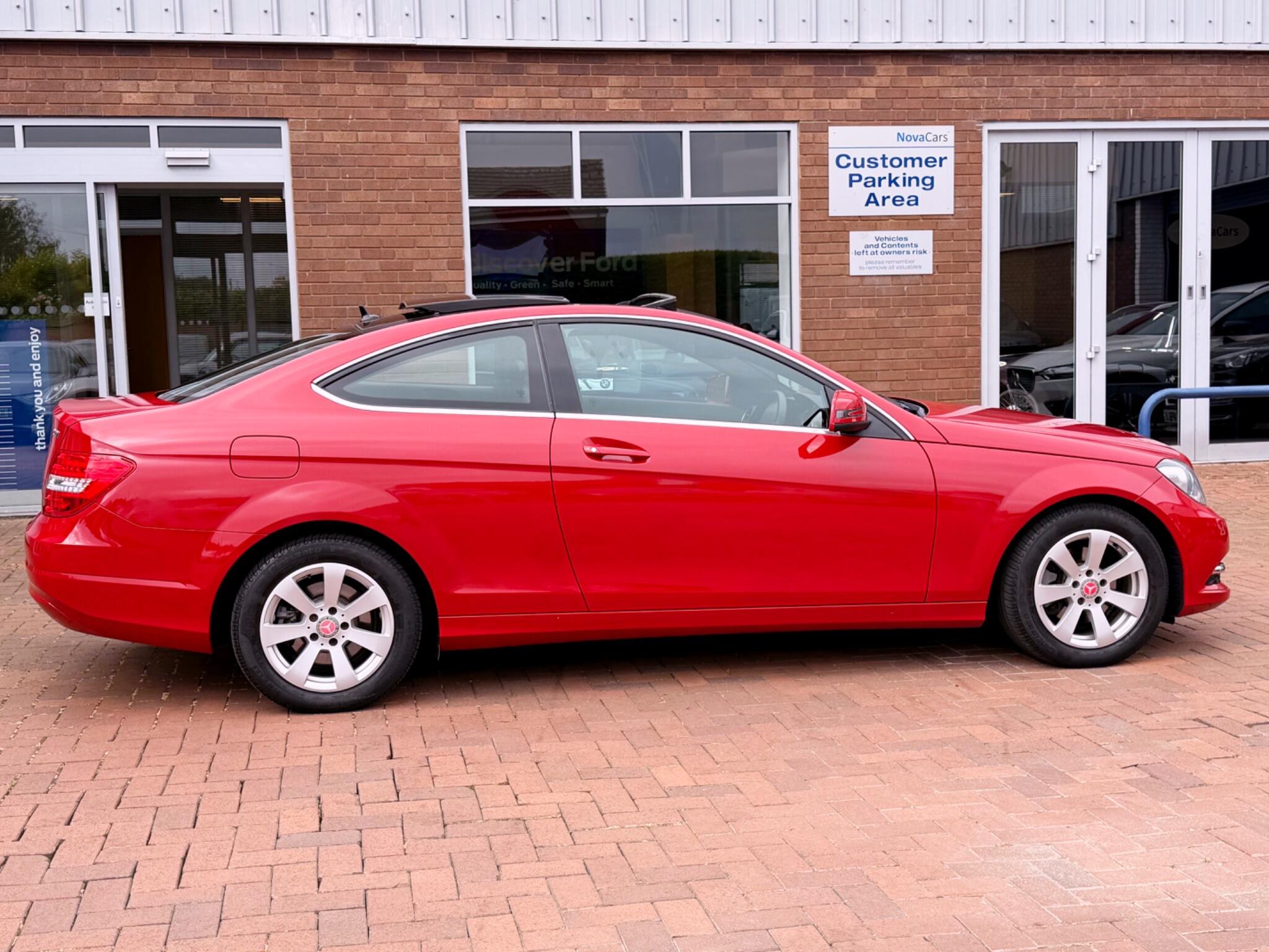Mercedes-Benz C-Class view 17