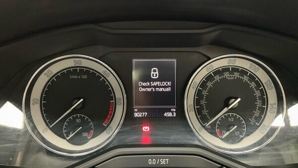 Skoda Superb view 8