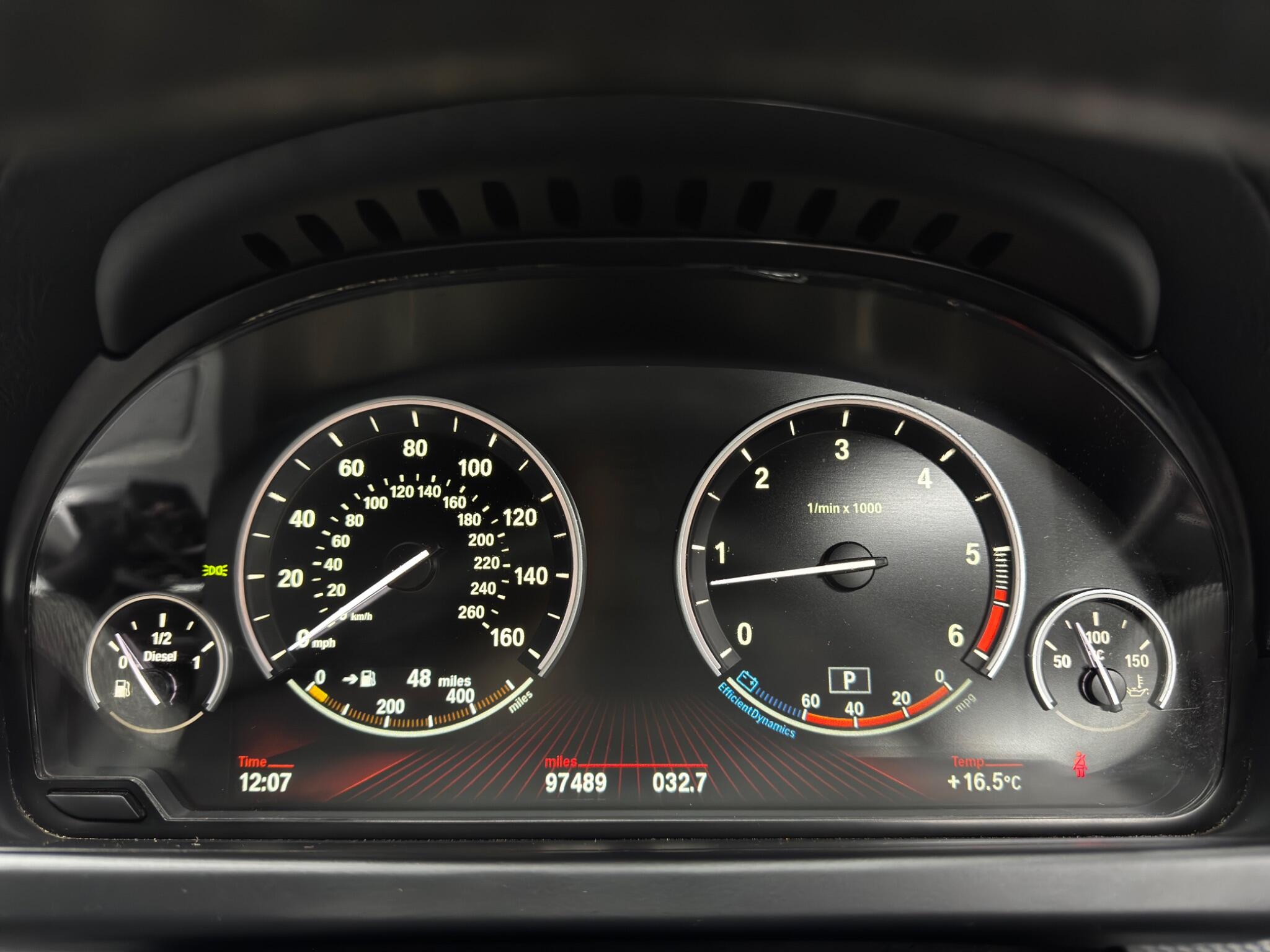 BMW 6 Series view 21