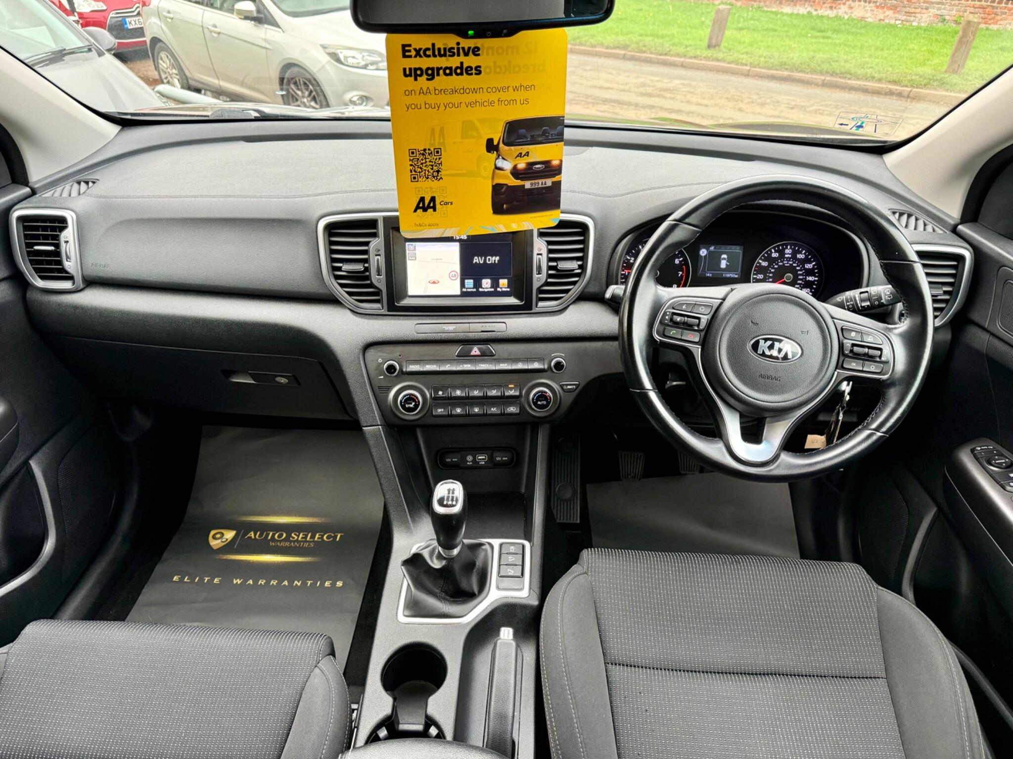 2018 Kia Sportage 1.6 GDi 2 Euro 6 (s/s) 5dr • 119,722 miles image 5