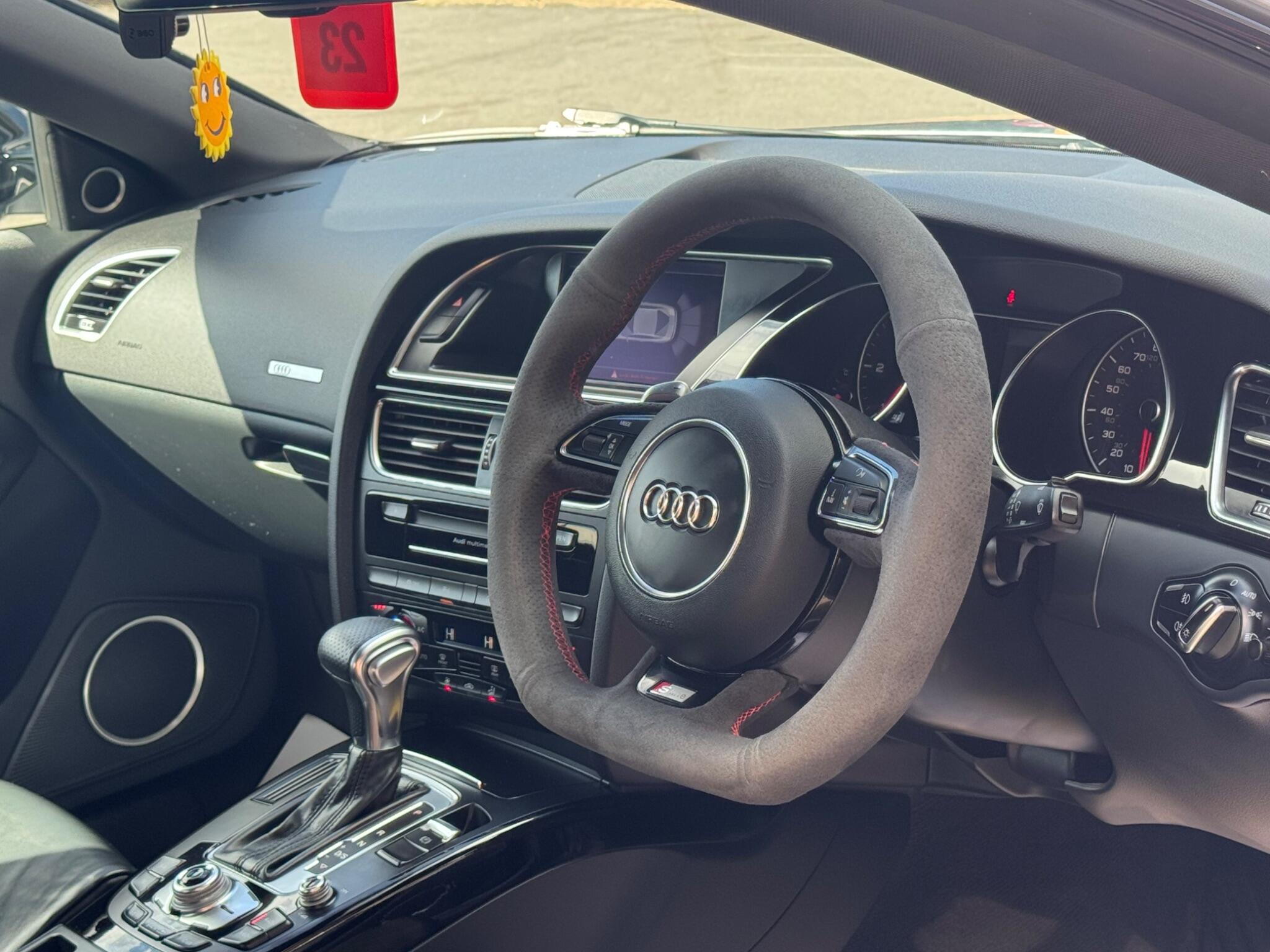 Audi A5 view 11