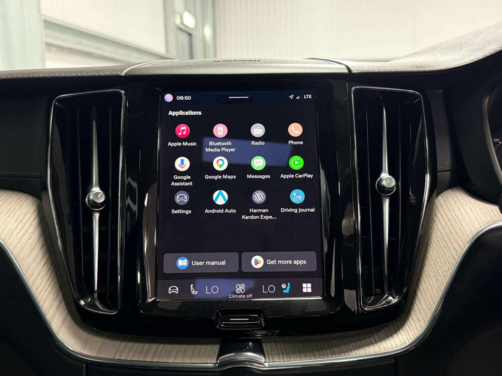 Volvo XC60 view 31