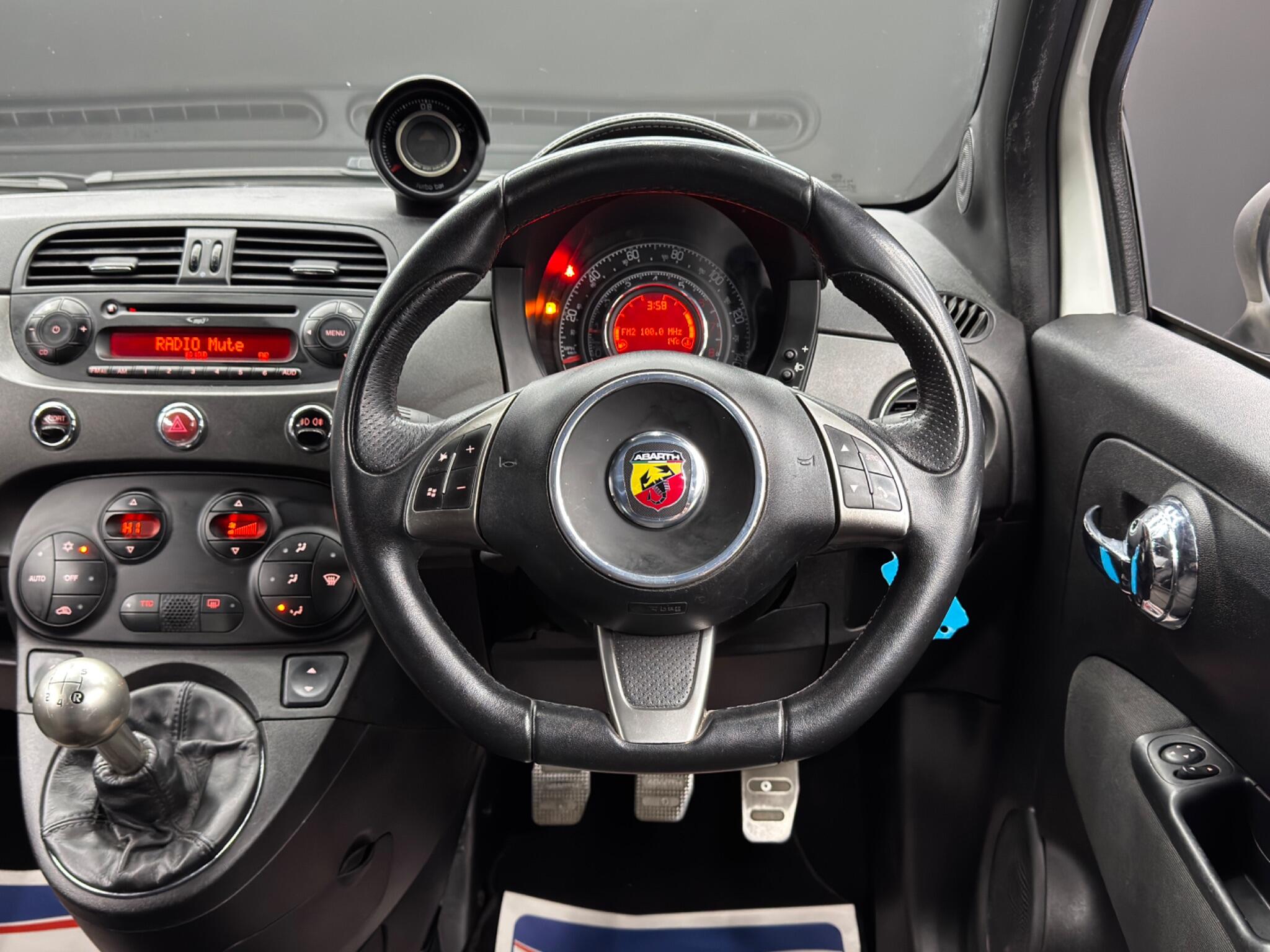 Abarth 595 view 15