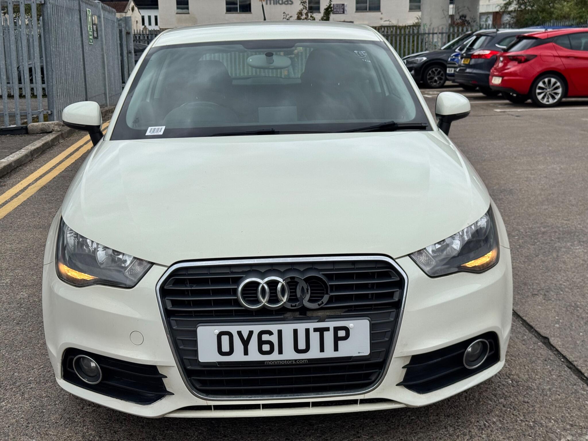 Audi A1 view 2
