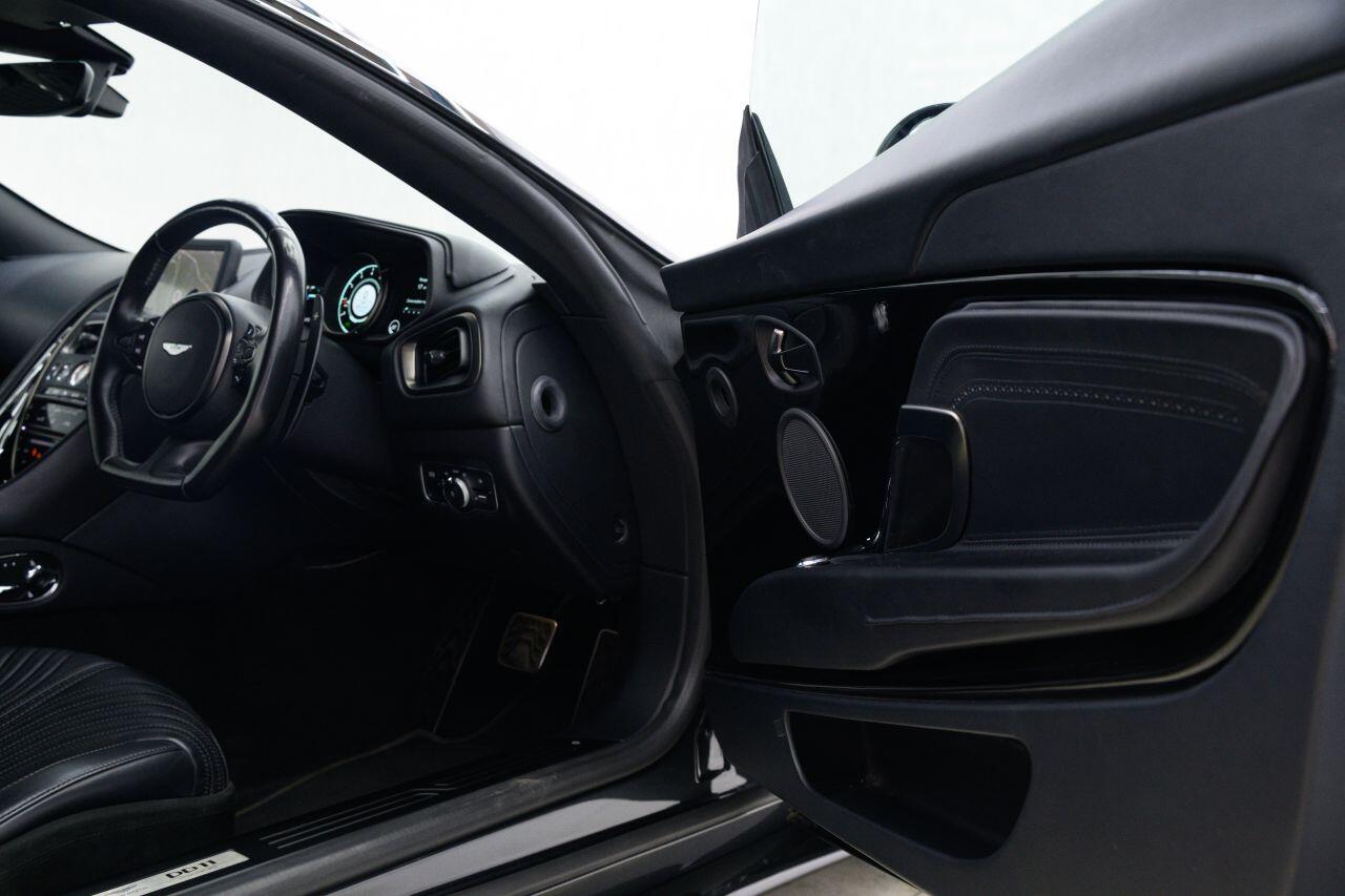 Aston Martin DB11 view 21