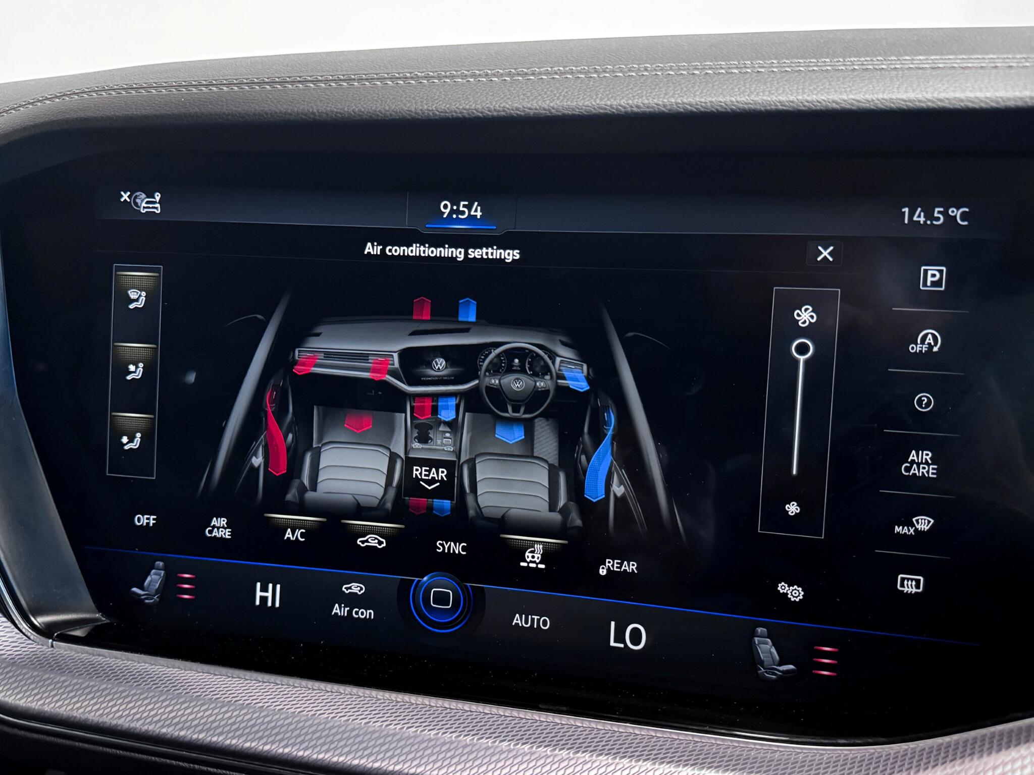 Volkswagen Touareg view 40