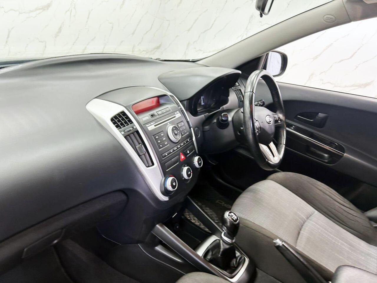 Kia Ceed view 14