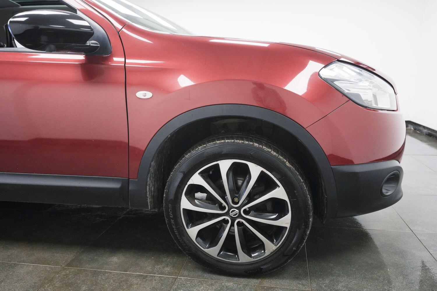 Nissan Qashqai+2 view 4