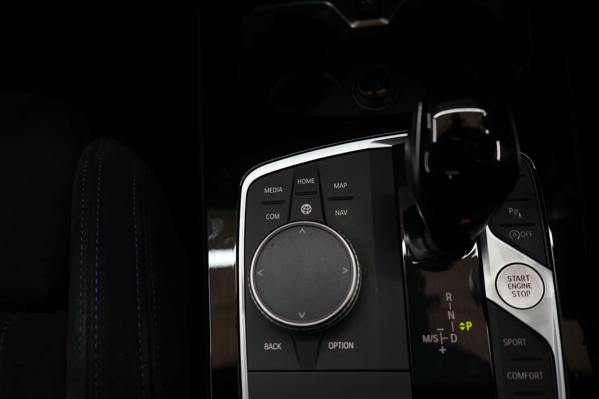 BMW 1 Series view 28