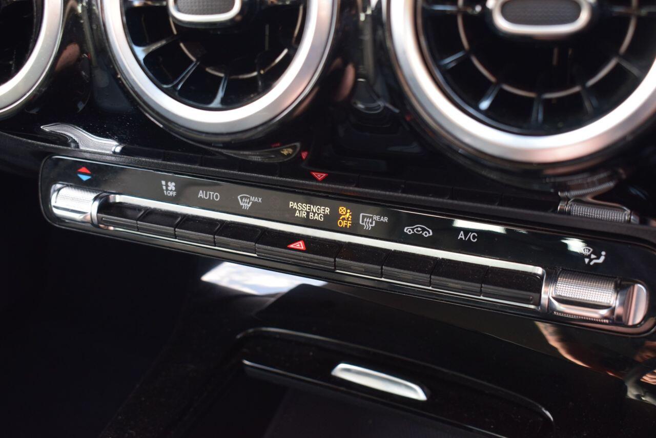 Mercedes-Benz Cla view 37