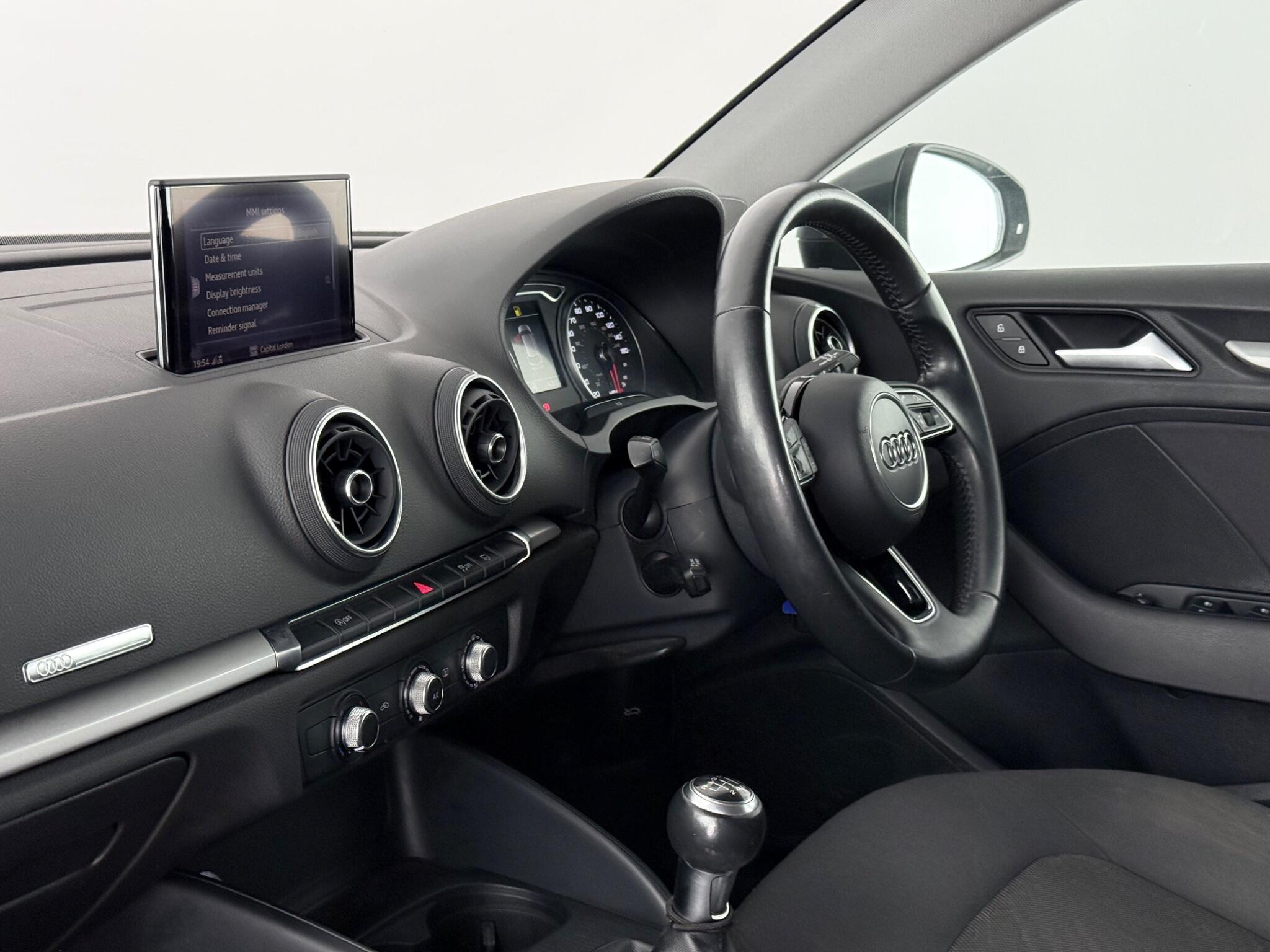 Audi A3 view 4