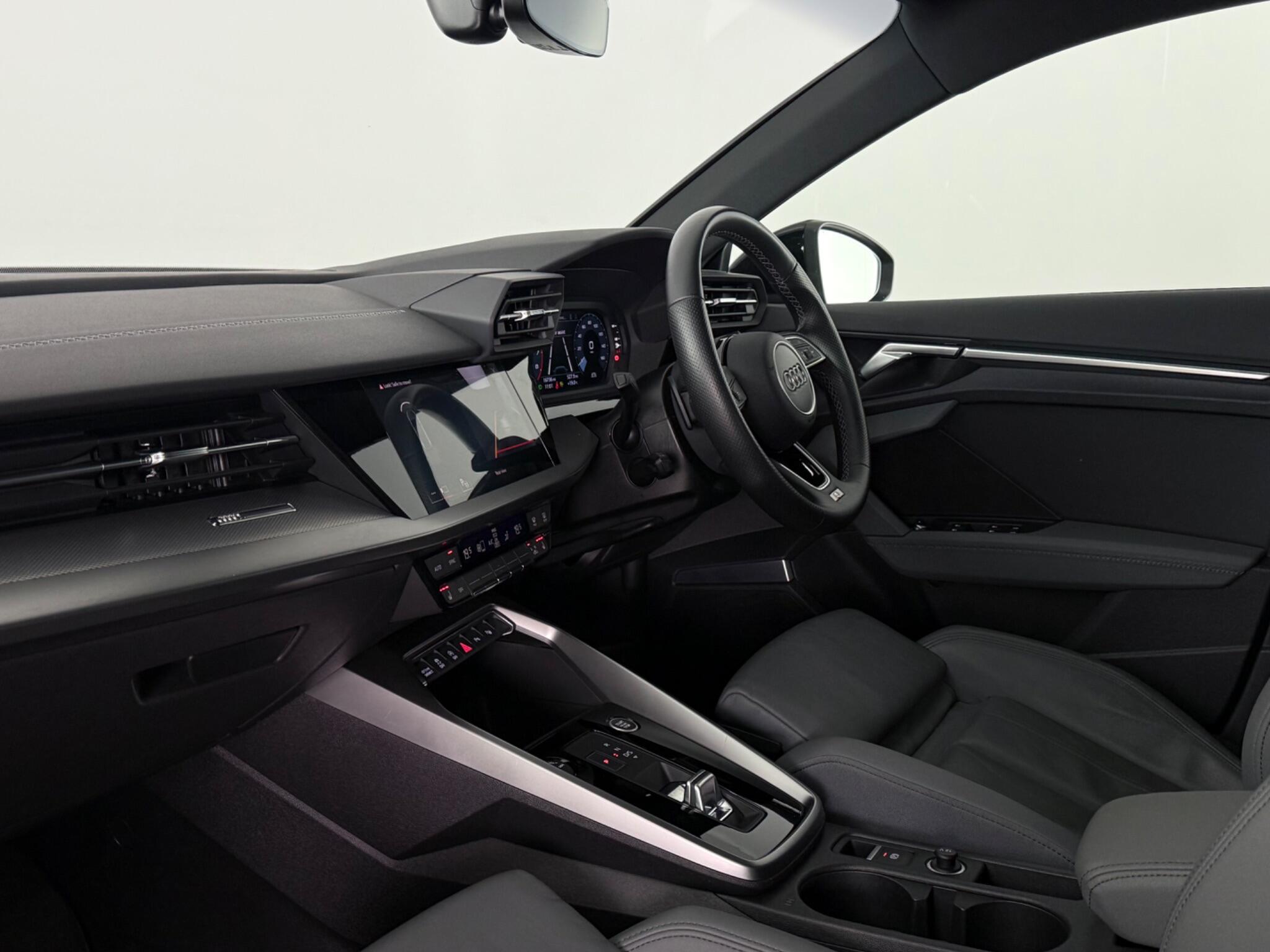 Audi A3 view 4