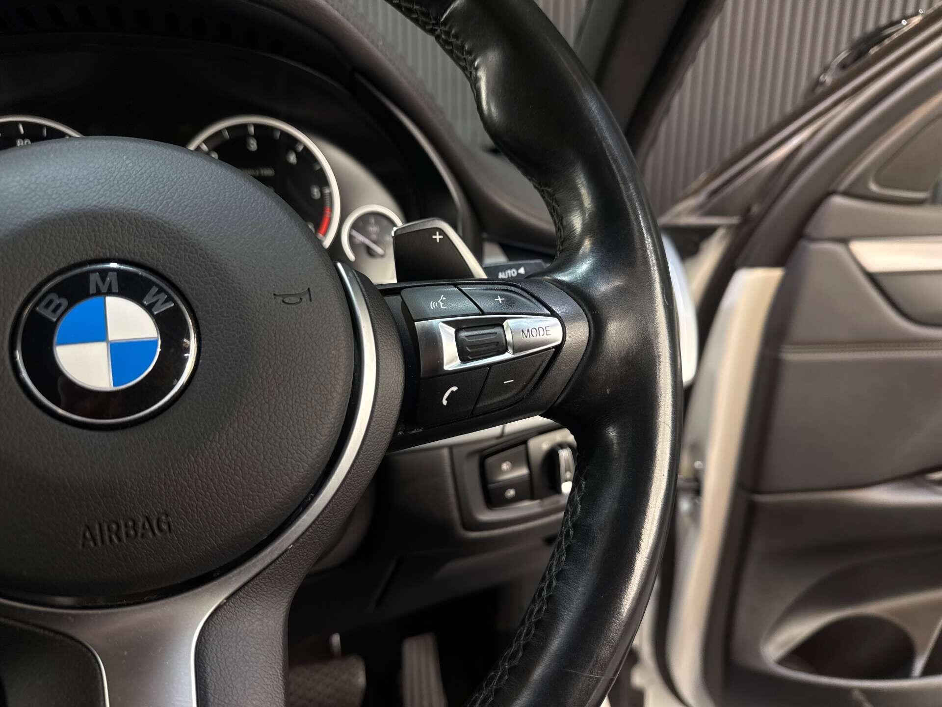 BMW X6 view 22