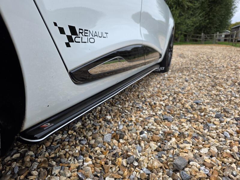 2018 Renault Clio 1.5 dCi Iconic Euro 6 (s/s) 5dr • 96,400 miles image 29